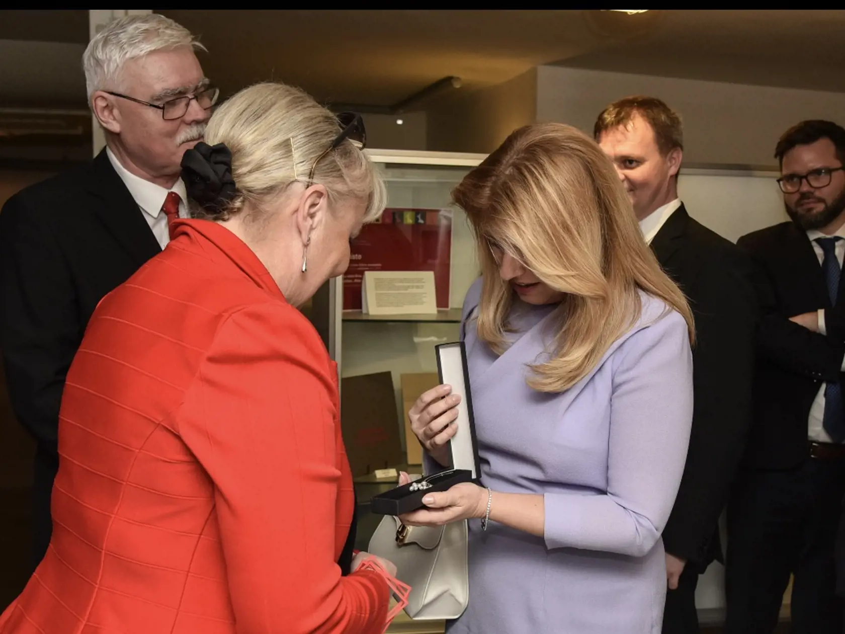 Prezidentka Zuzana Čaputová je očarená šperkom od Nataši