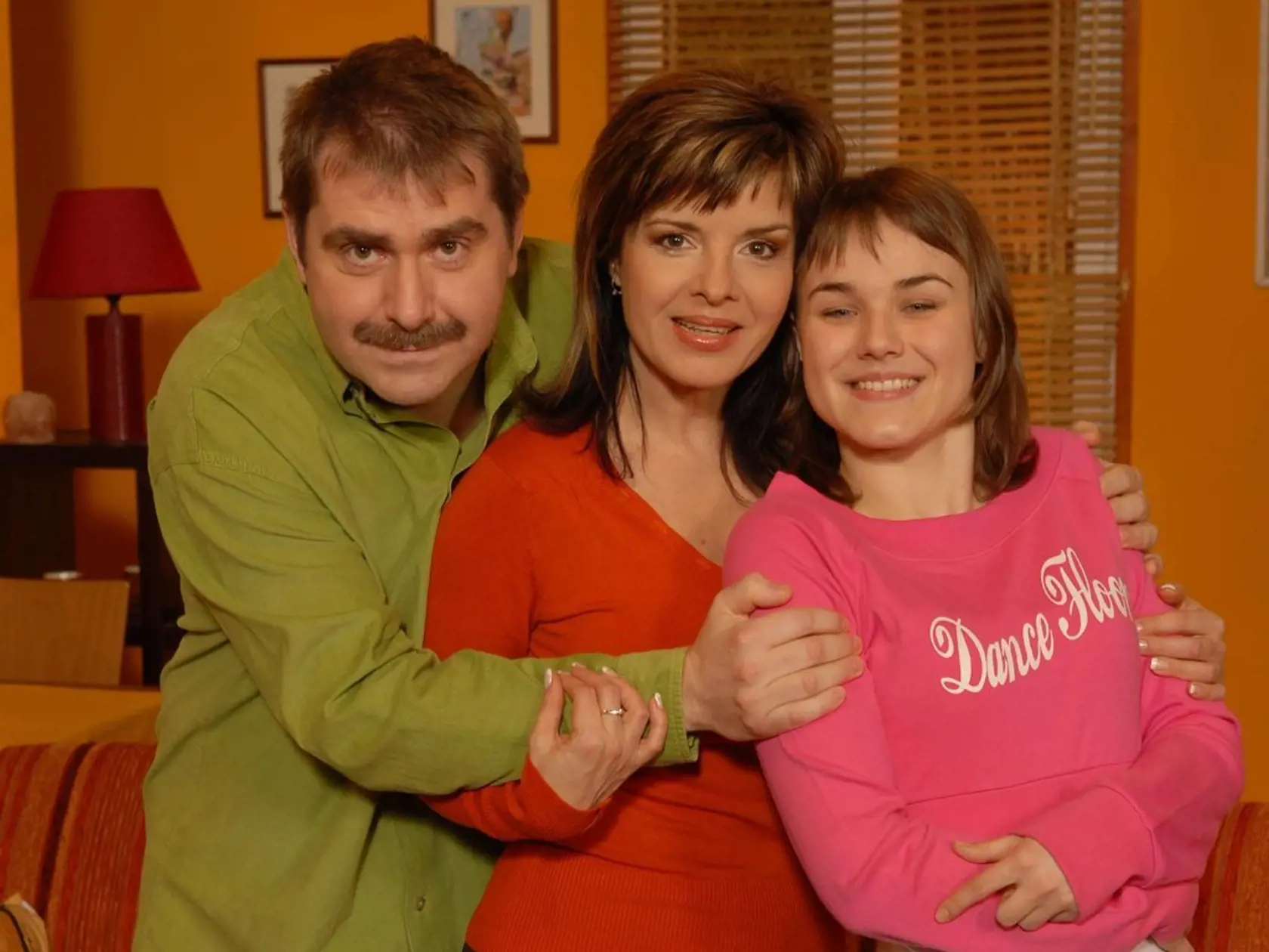 Susedia v starom podaní.