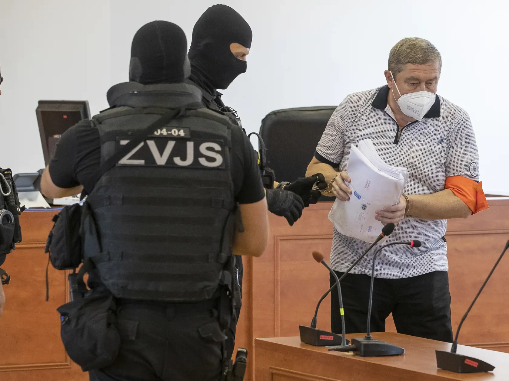 Súdne pojednávanie s bývalým šéfom úradu Špeciálnej prokuratúry Dušanom Kováčikom na  Špecializovanom trestnom súde v Pezinku, ktorý je obžalovaný zo zločinu zneužitia právomoci verejného činiteľa, obzvlášť závažného zločinu prijímania úplatku, zločinu založenia, zosnovania a podporovania zločineckej skupiny a z prečinu ohrozenia dôvernej a vyhradenej skutočnosti.