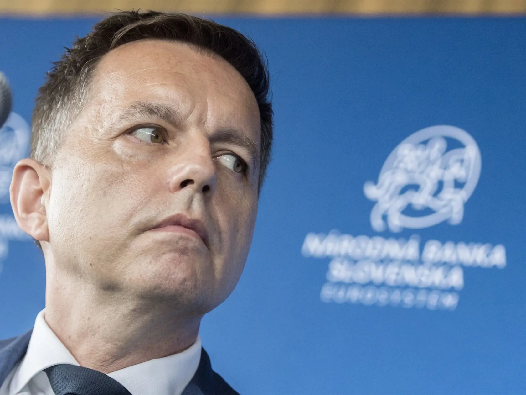 Podľa výpovede Františka Imreczeho, ktorý začal spolupracovať s políciou si Peter Kažimír vypýtal poriadne veľkú províziu za to, aby dostal projekt eKasa "požehnanie" aj od ministerstva financií.