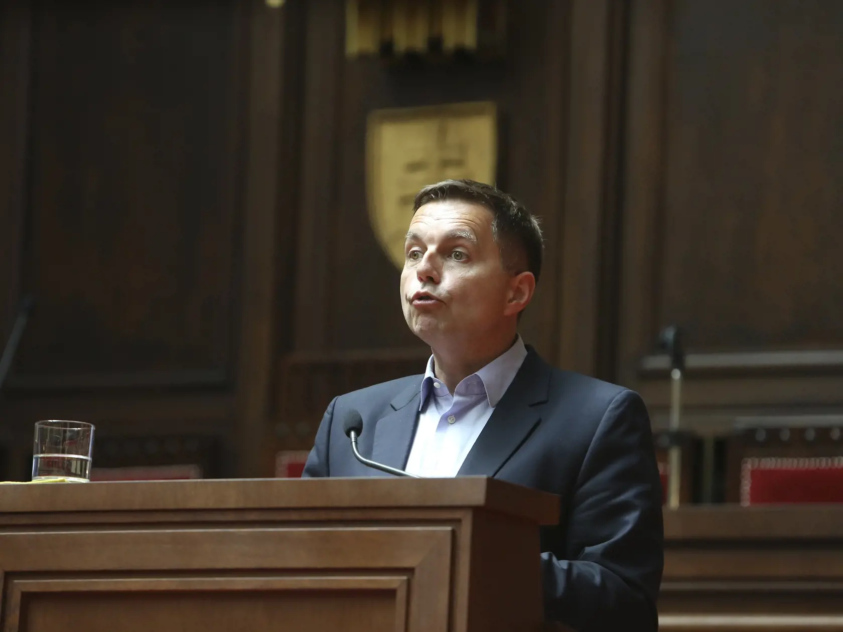 Podľa výpovede Františka Imreczeho, ktorý začal spolupracovať s políciou si Peter Kažimír vypýtal poriadne veľkú províziu za to, aby dostal projekt eKasa "požehnanie" aj od ministerstva financií.