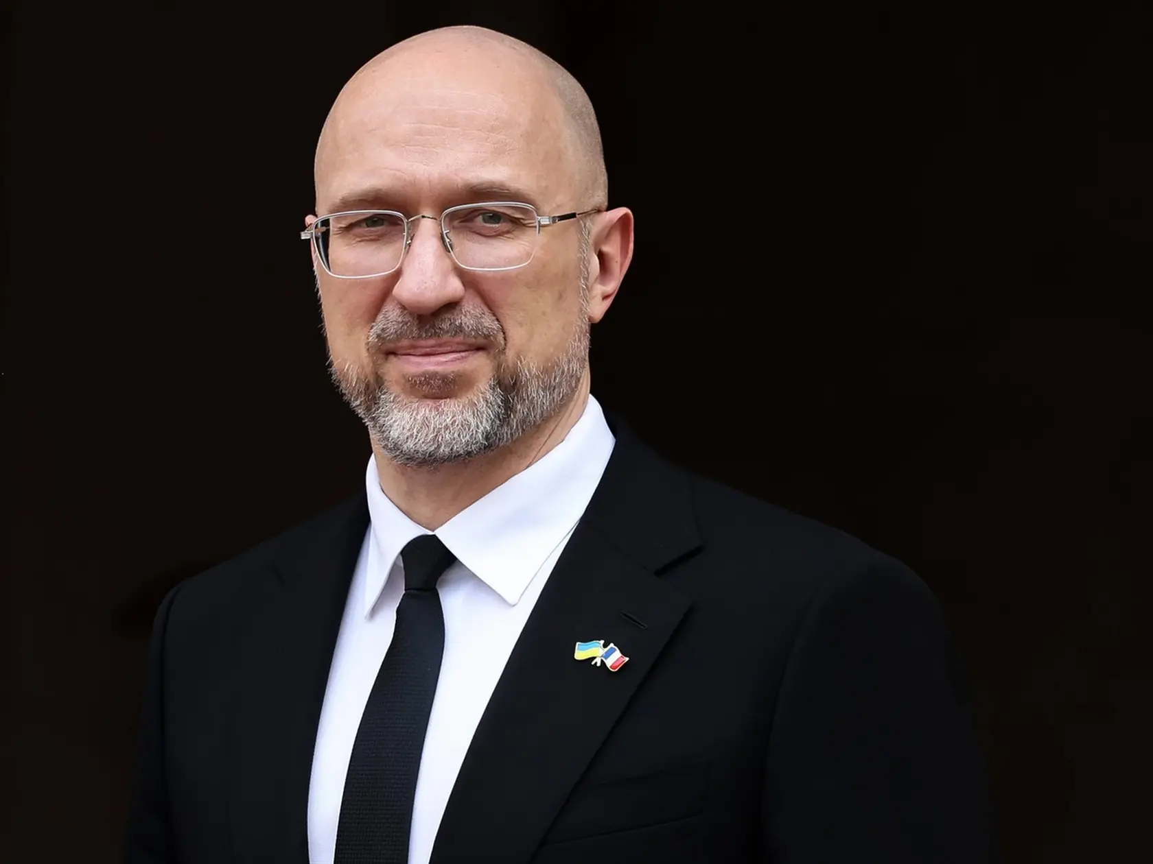 Ukrajinský premiér Denys Šmyhaľ podal demisiu.