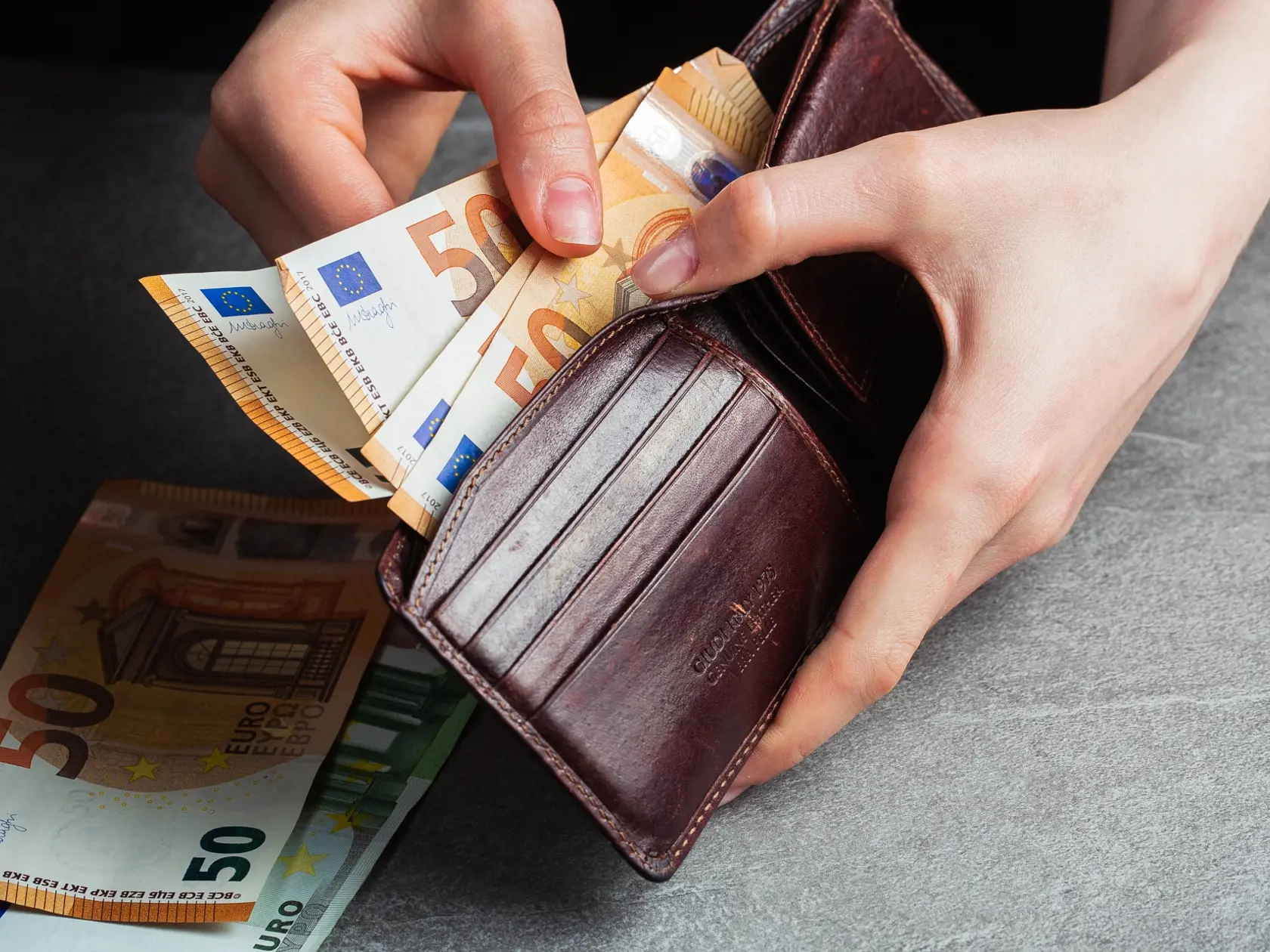 Nie pre každé zamestnanie platí minimálna mzda 750 eur.