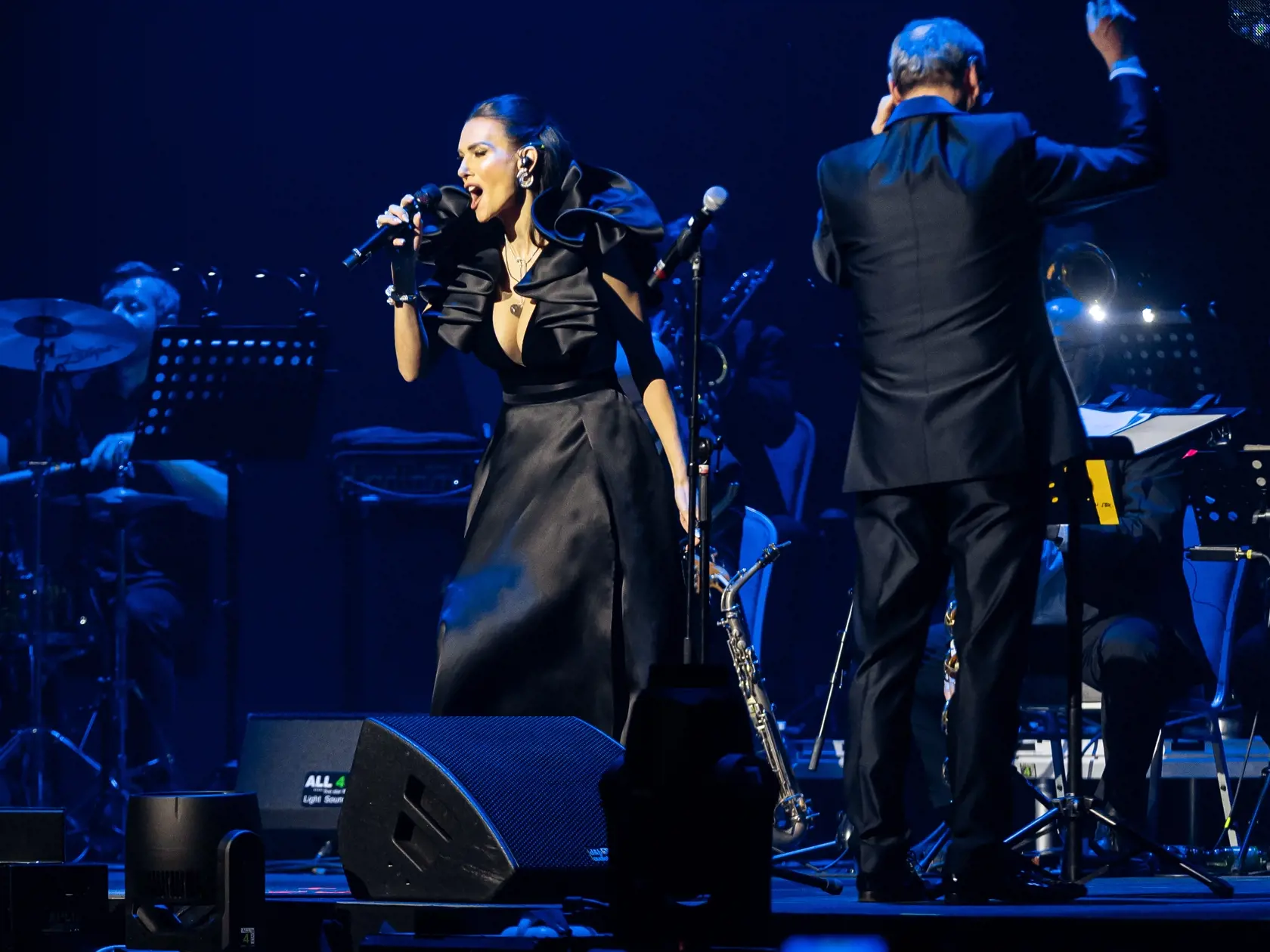 Martina Schindlerová predviedla okrem speváckeho talentu aj unikátne outfity.