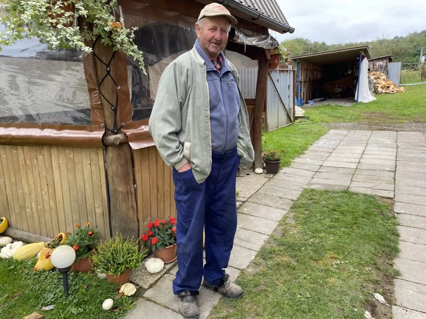 U pána Cyrila Babinského (76) v Ďapalovciach popadali omietky, z domu sa dokonca zrútili časti stien.