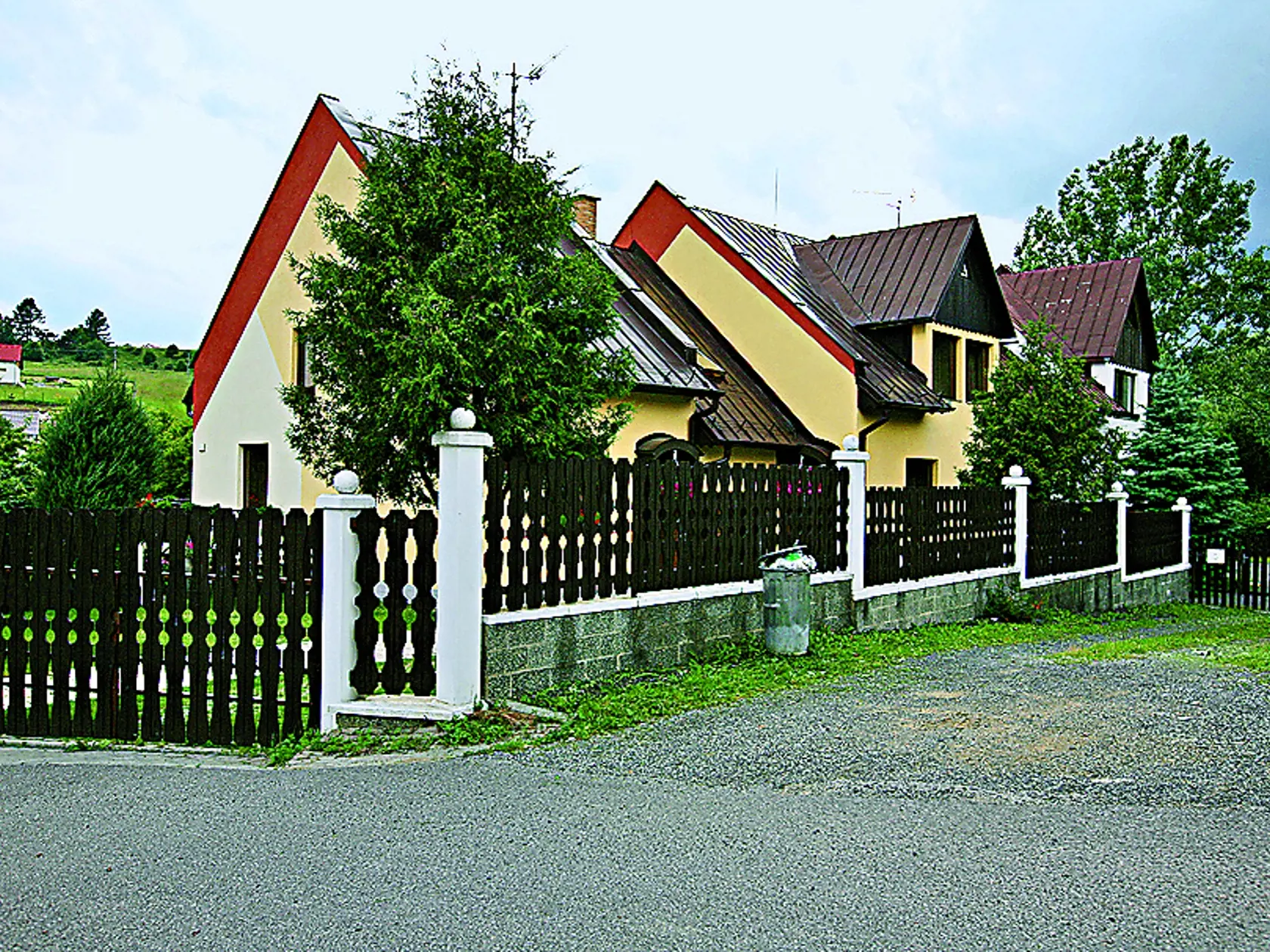 Chudáčisko.
kauza Baki Sadiki, dom Nová Lesná