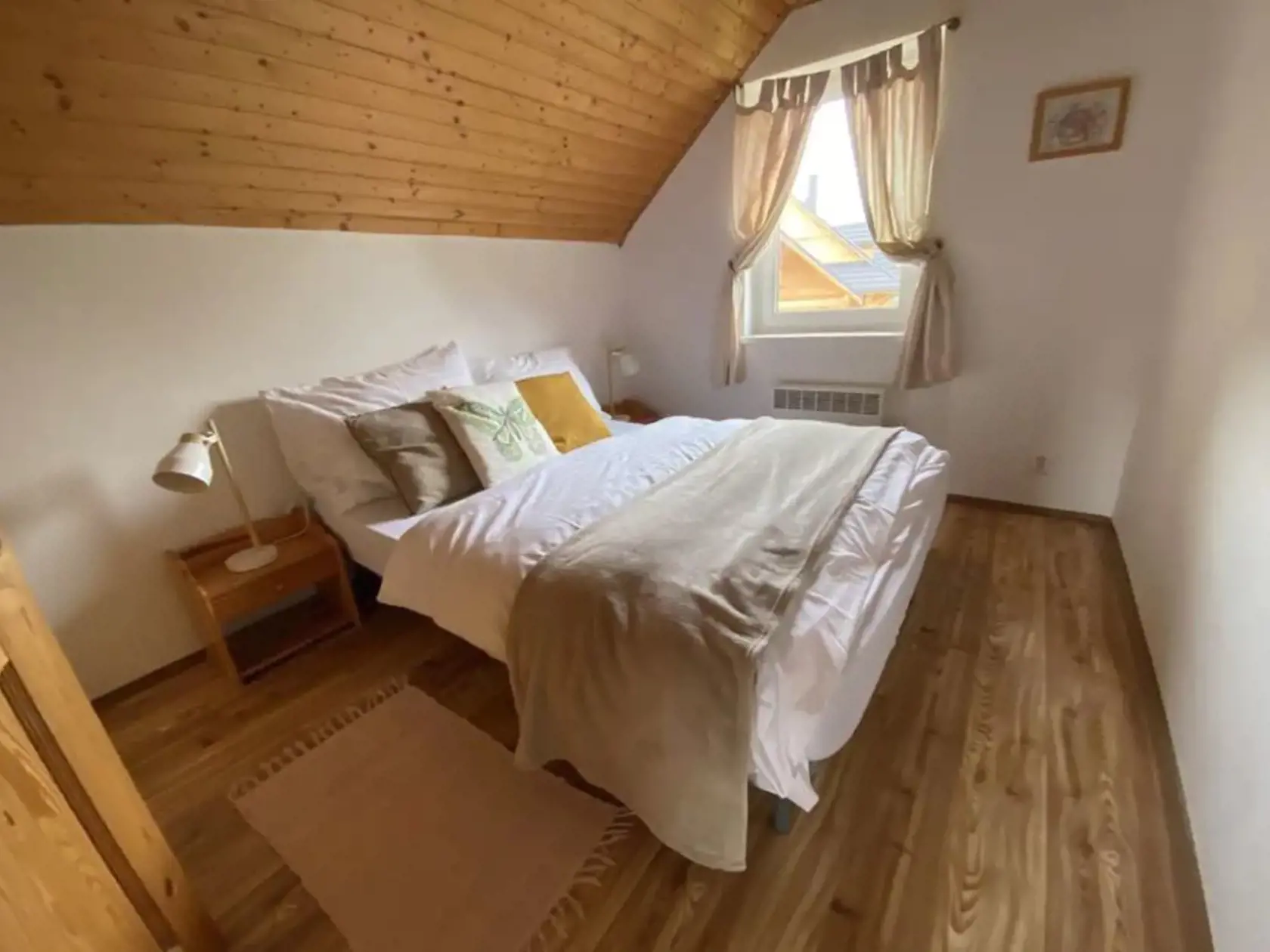 airbnb.com