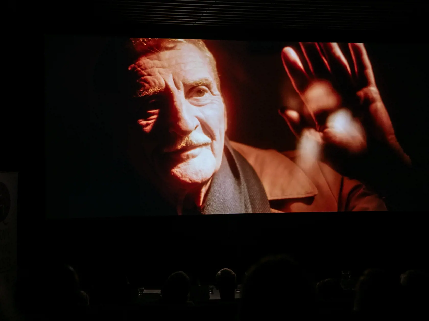 Martin Huba vo filme Pre prípad dožitia.