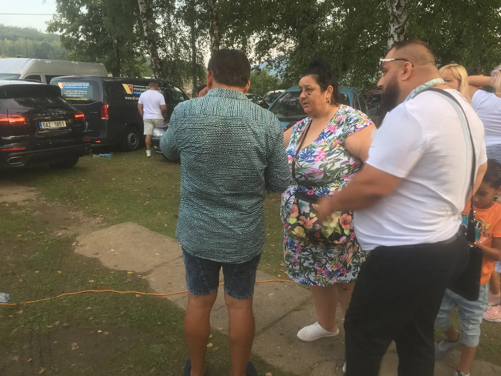 Sendreiovci napriek zraneniam dokázali Balvalfest zachrániť a zorganizovať. Dokonca aj zaspievali.