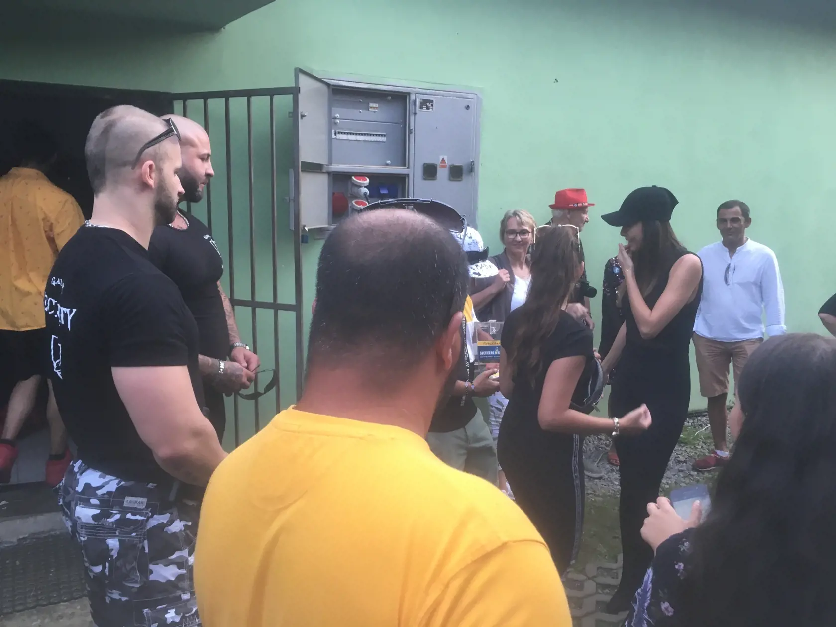 Monika Bagárová bola najväčšia hviezda Balvalfestu a strážili ju štyria esbéeskári.