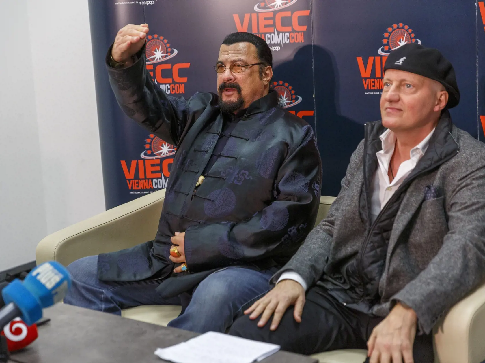 Steven Seagal bol hlavnou hviezdou popkultúrneho festivalu Comic Con vo Viedni.