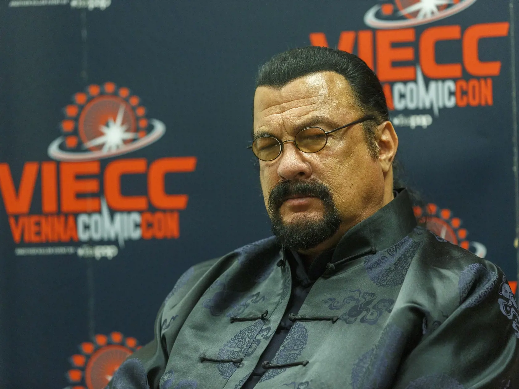 Steven Seagal bol hlavnou hviezdou popkultúrneho festivalu Comic Con vo Viedni.