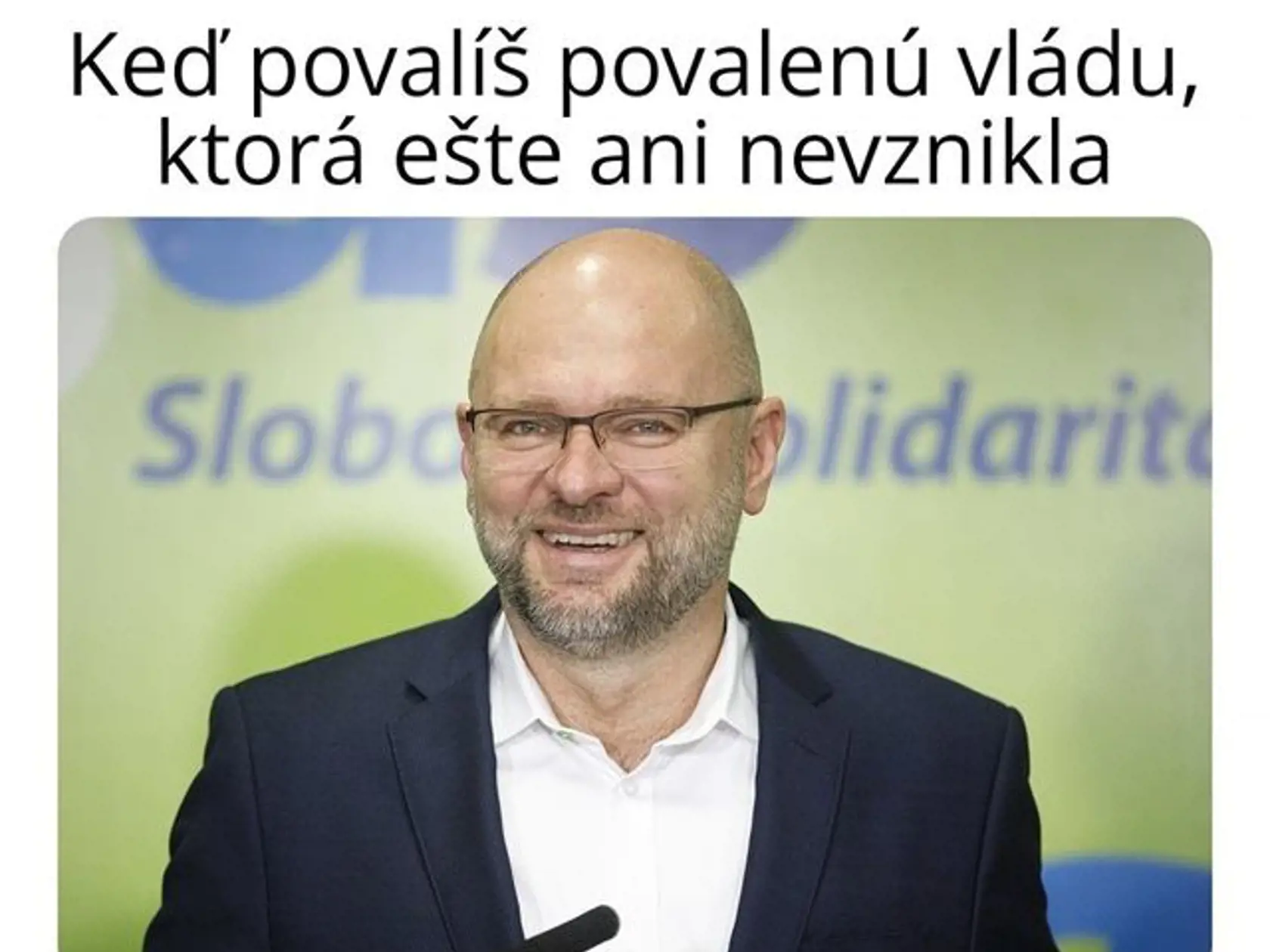 Líder SaS Richard Sulík je podľa humoristov opäť šťastný...