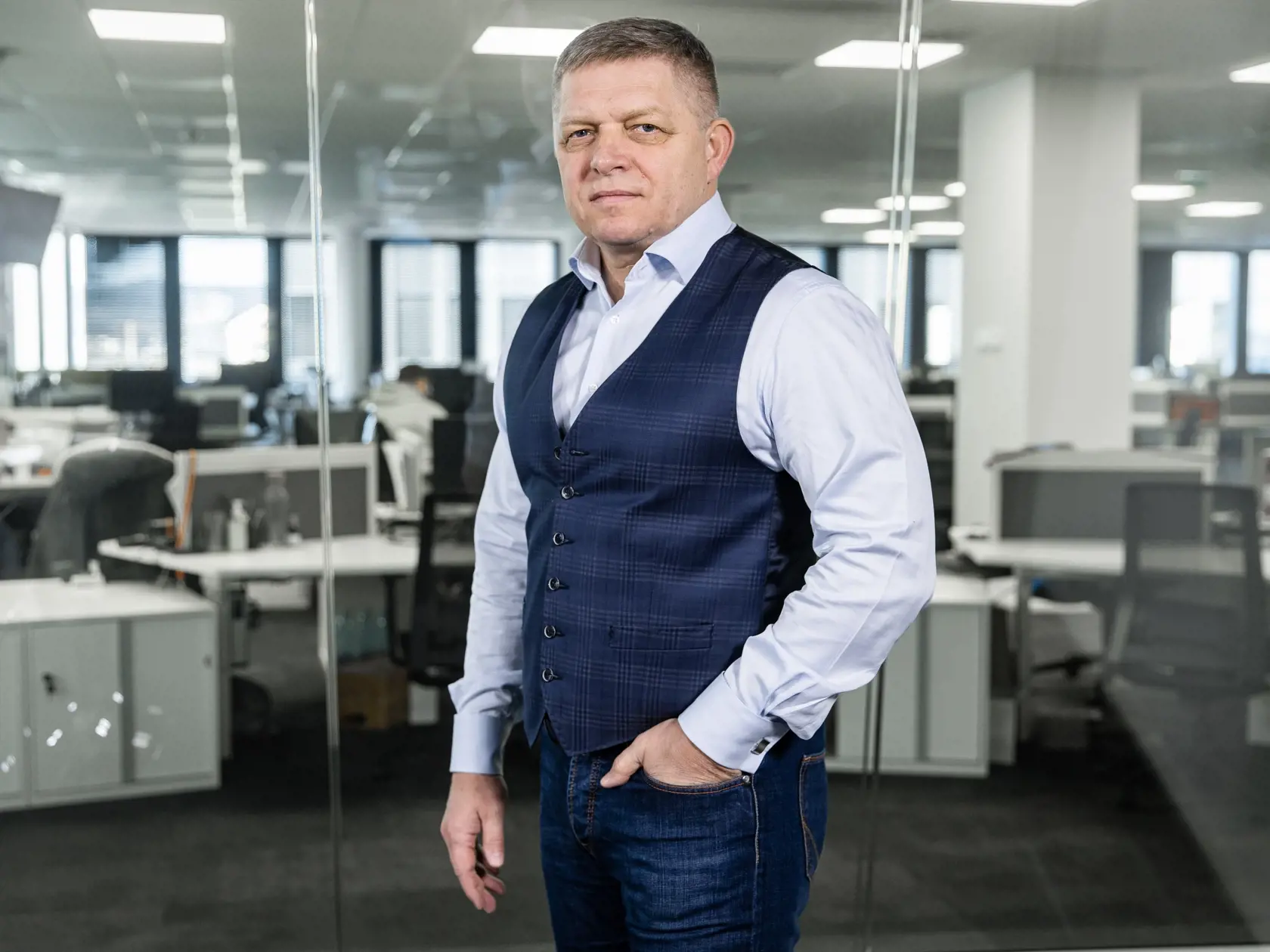 Diskusná relácia "Karty na stôl", ktorej hosťom bol Robert Fico.