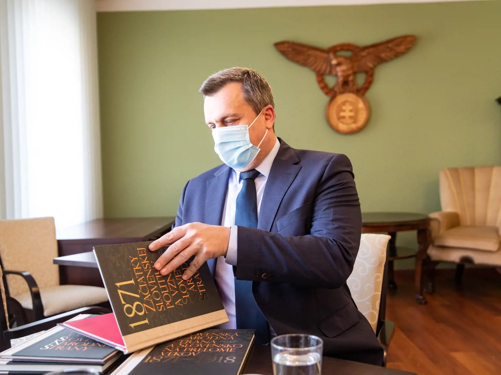 Predseda SNS Andrej Danko na sociálnej sieti prezradil, že sa zúčastní akcie s názvom „Protest proti očkovaniu a zotročovaniu Slovenska“.