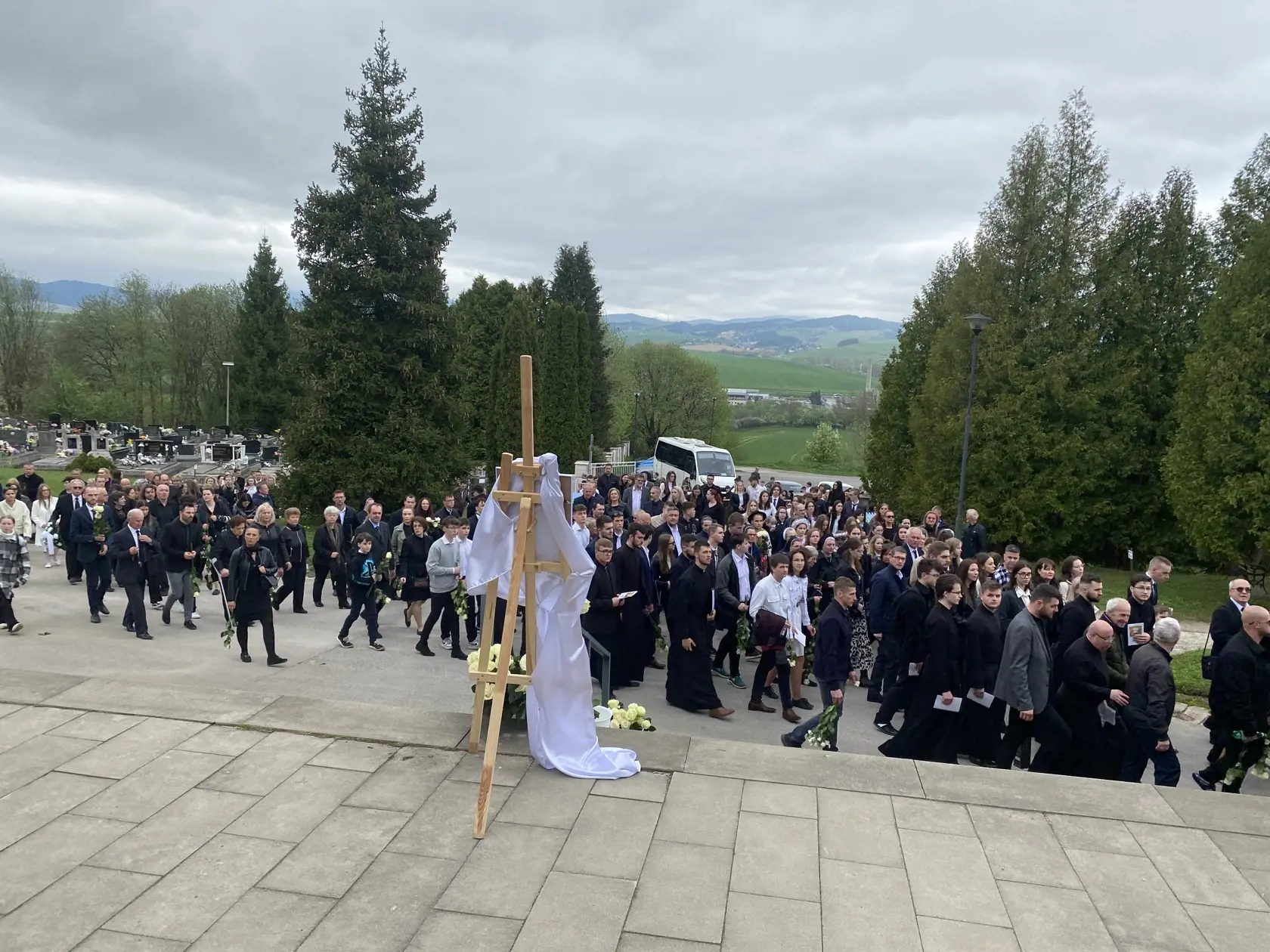 Pohreb troch obetí tragickej havárie pri Spišskej Kapitule v sobotu 6. 4. 2024.