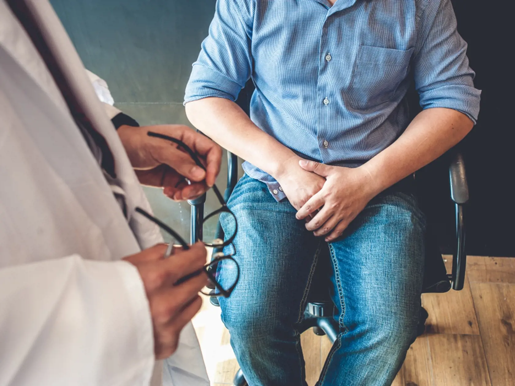 Doctors,Are,Consulting,With,Young,Men,About,Prostate,Cancer,And
