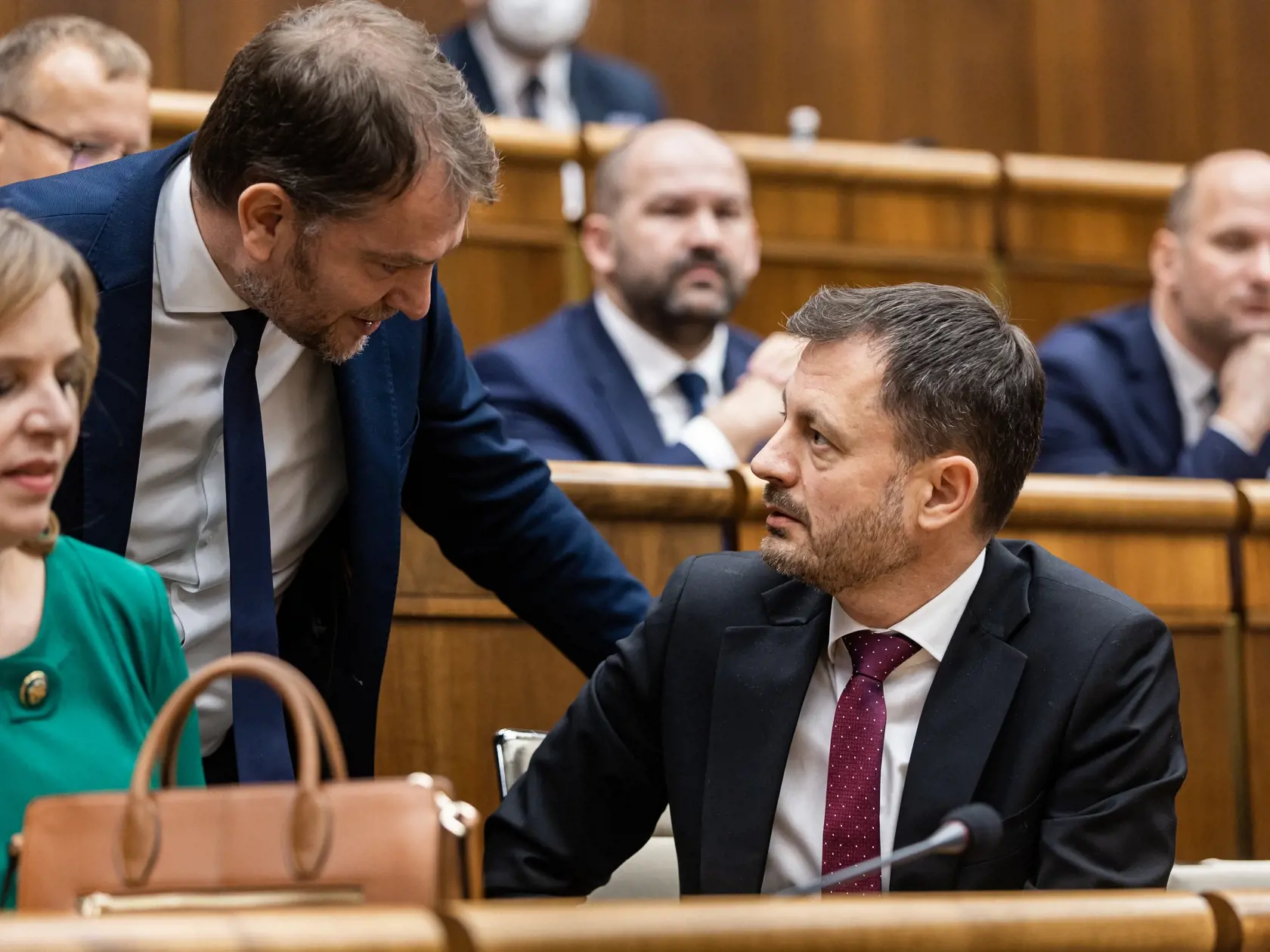 Rokovanie parlamentu o vyslovení nedôvery súčasnej vláde. Na snímke Igor Matovič a Eduard Heger.
