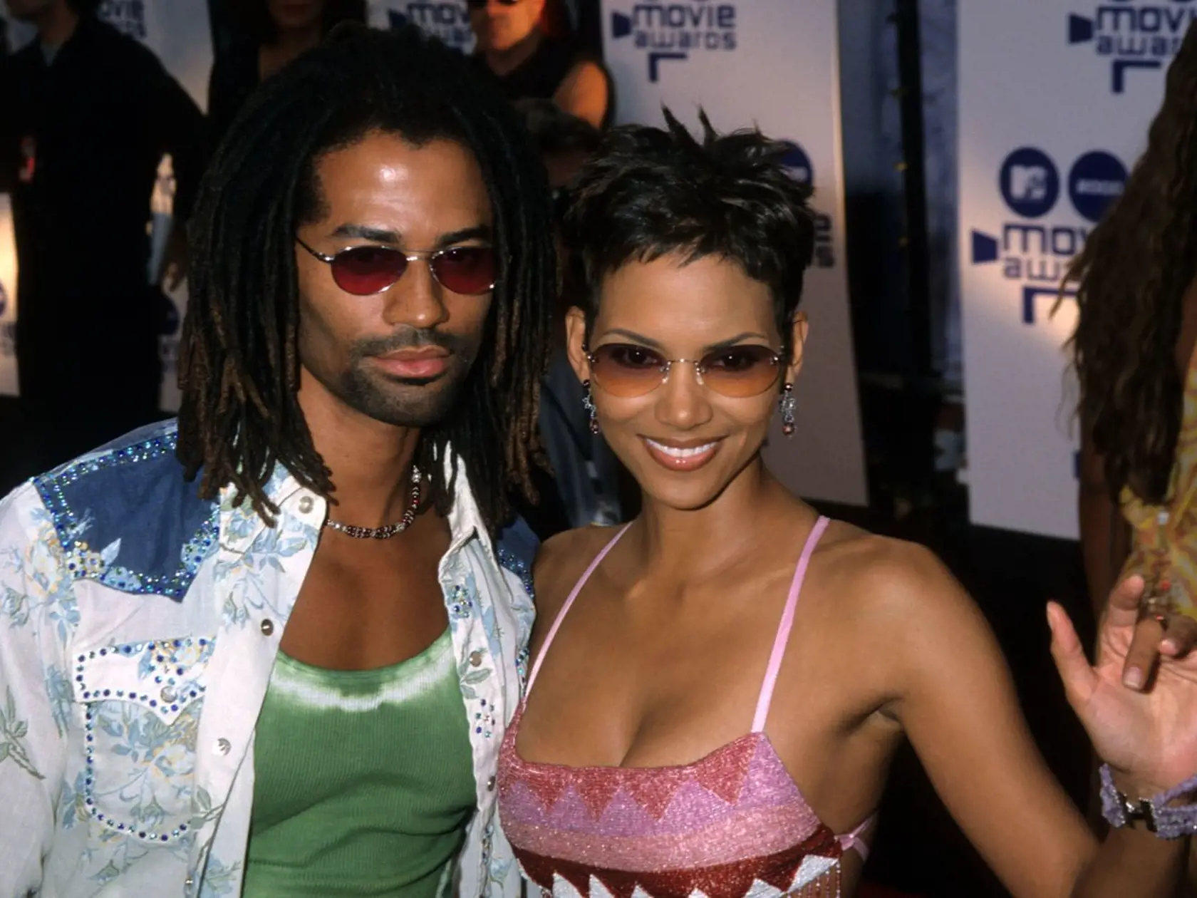 Druhým manželom Halle Berry bol Eric Benet, rozviedli sa v roku 2005.