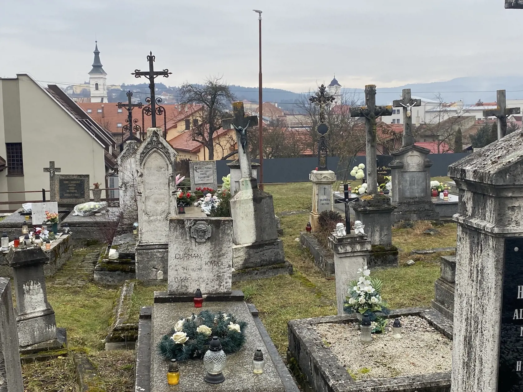 Jedna z najstarších častí cintorína v Spišskom Podhradí.