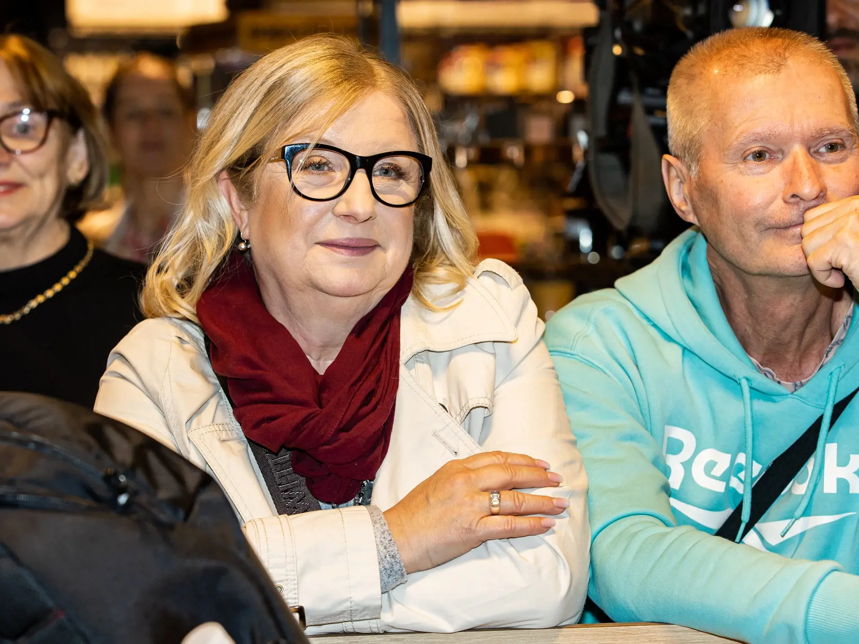 Krst knihy Oľgy Feldekovej "Možno si zatancujeme na druhom svete" v bratislavskom kníhkupectve. Na snímke Eňa Vacvalová.