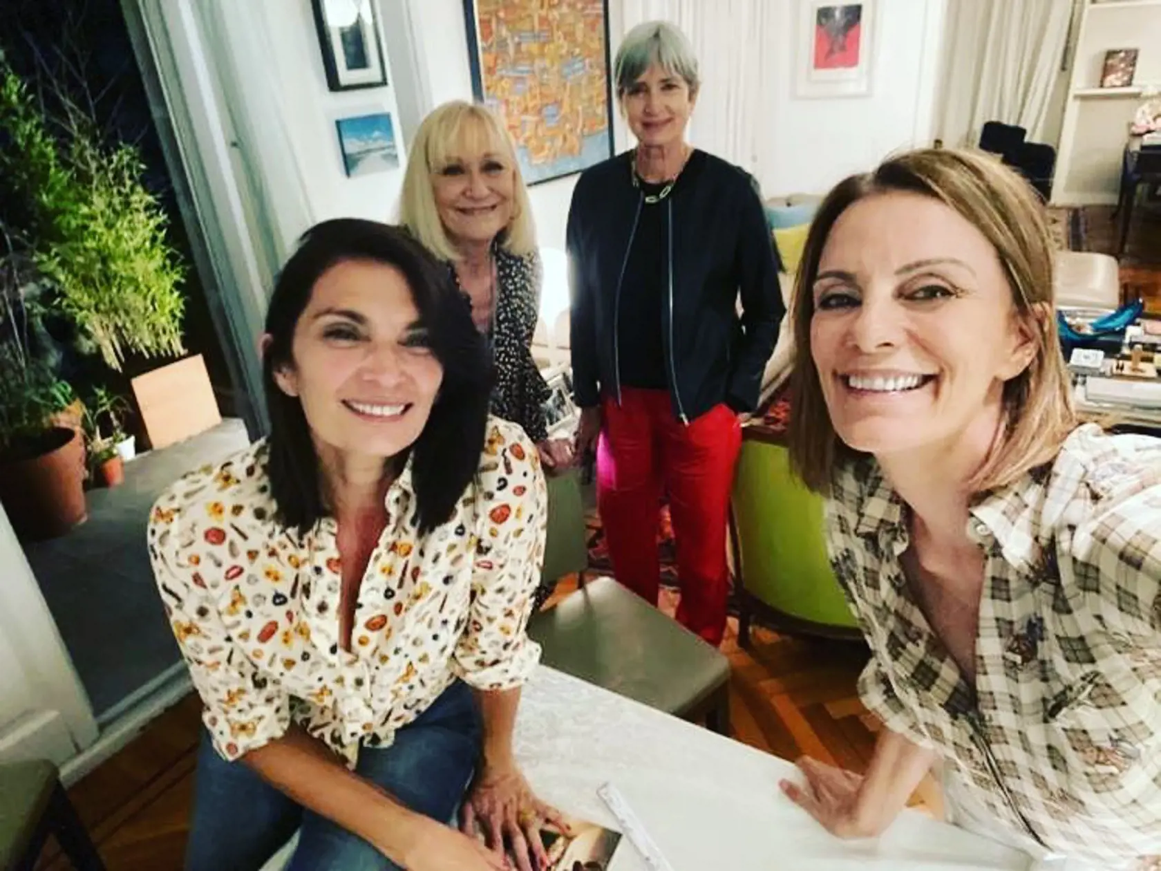 Mariana Arias (55) – Andrea
Mariana je obrovským multitalentom. V 90. rokoch patrila k argentínskym top modelkám, okrem toho je aj úspešnou herečkou a žurnalistkou.