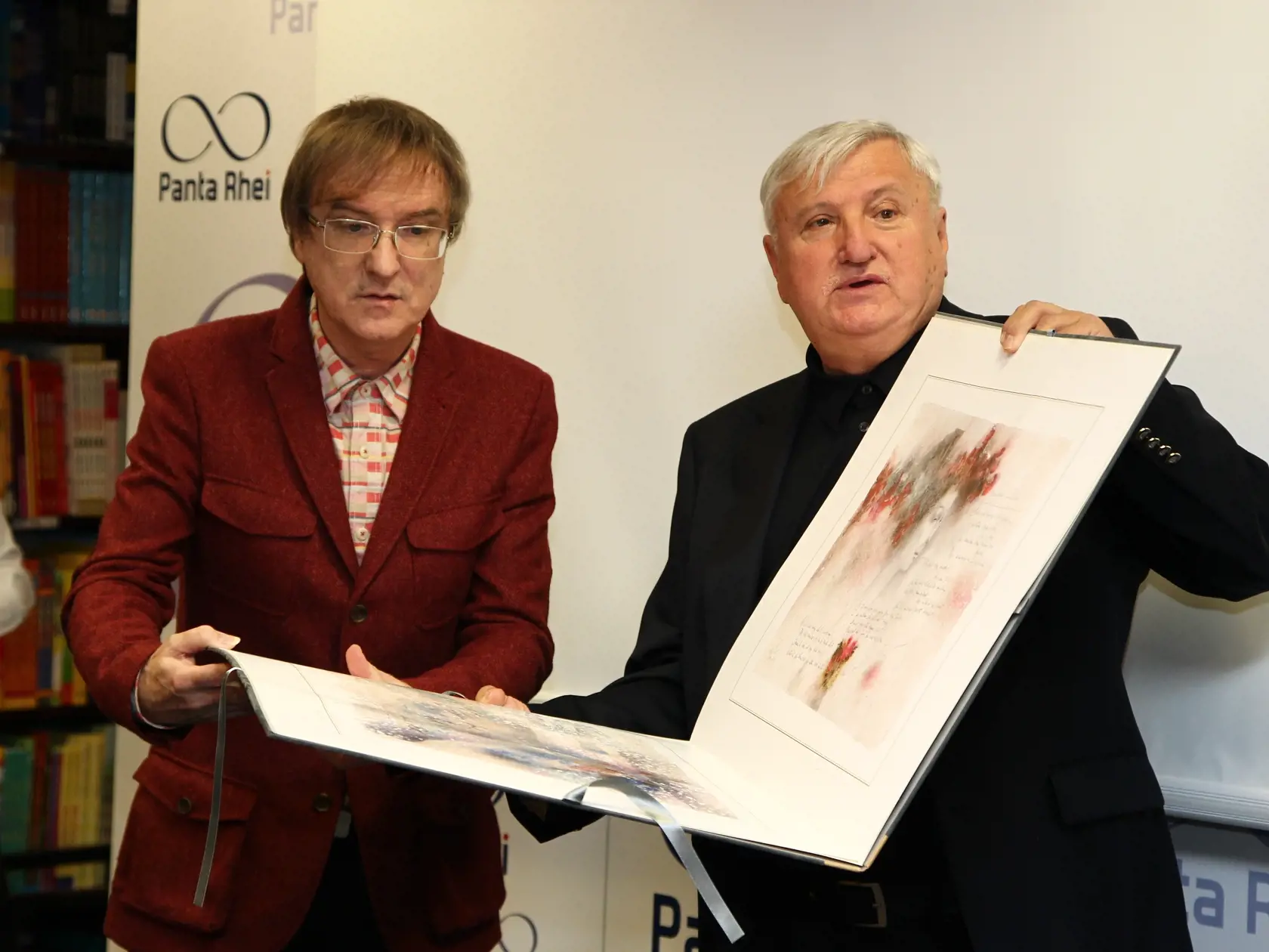 Krst 15CD edicie pesniciek Mira Zbirku a zaroven krst knihy o jeho zivote v knihkupectve panta rhei na postovej
krstny otec CD edicie bol Laco Lucenic
knihu krstil Kamil Peteraj