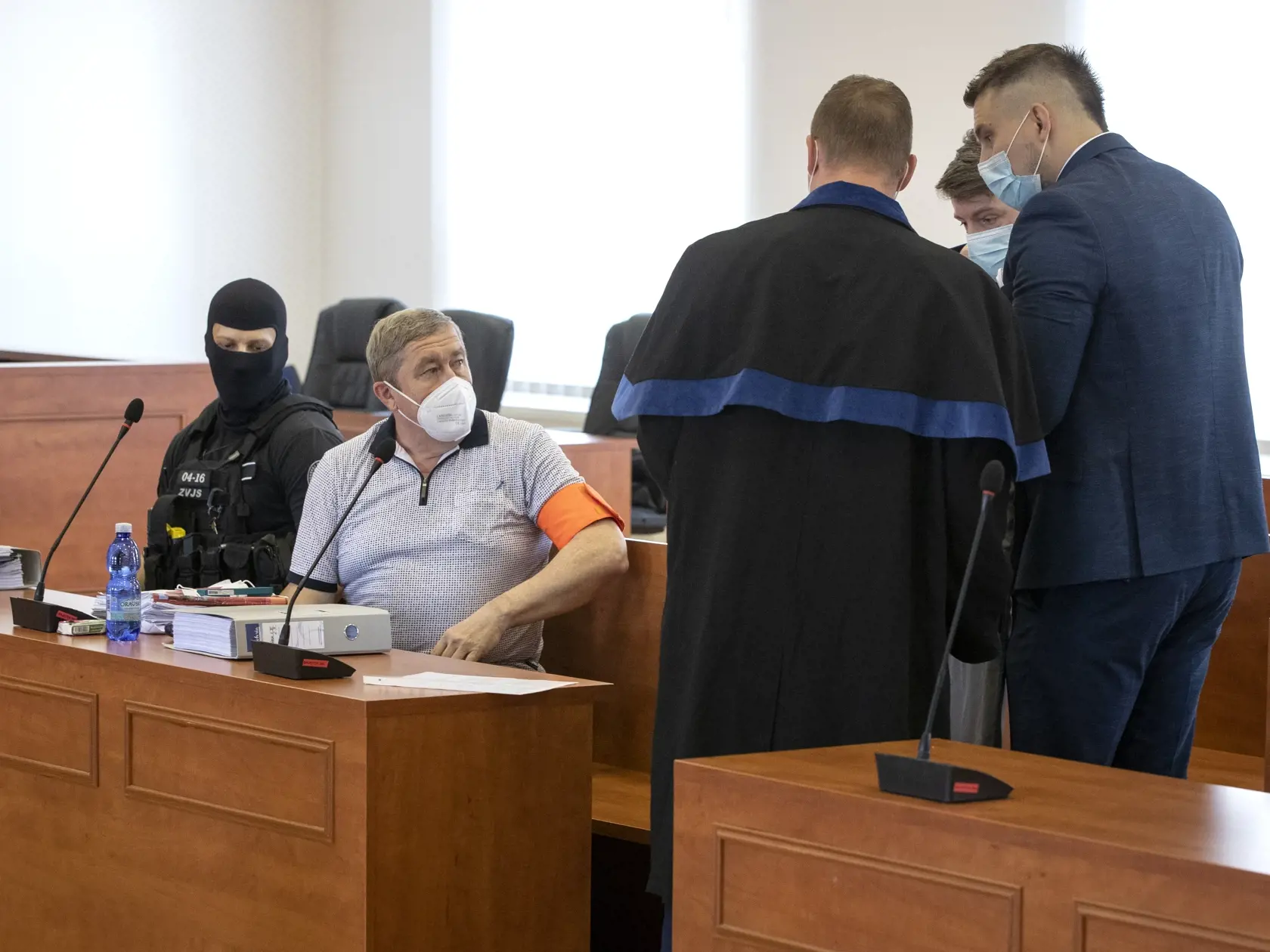 Súdne pojednávanie s bývalým šéfom úradu Špeciálnej prokuratúry Dušanom Kováčikom na  Špecializovanom trestnom súde v Pezinku, ktorý je obžalovaný zo zločinu zneužitia právomoci verejného činiteľa, obzvlášť závažného zločinu prijímania úplatku, zločinu založenia, zosnovania a podporovania zločineckej skupiny a z prečinu ohrozenia dôvernej a vyhradenej skutočnosti.