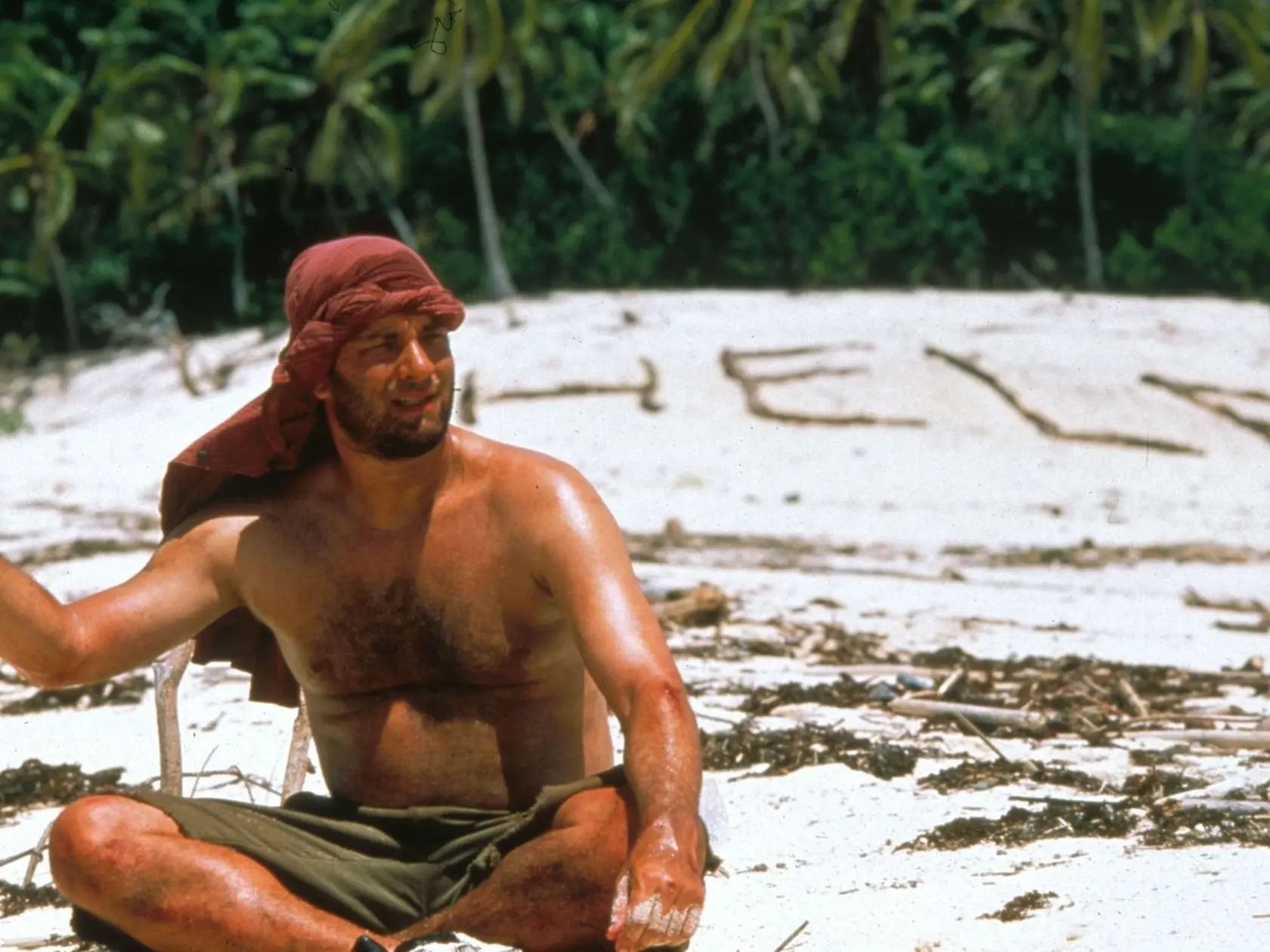 Tom Hanks vo filme Stroskotanec z roku 2000.