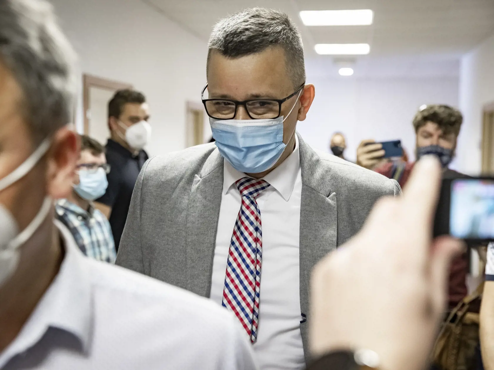 Súdne pojednávanie s bývalým šéfom úradu Špeciálnej prokuratúry Dušanom Kováčikom na  Špecializovanom trestnom súde v Pezinku, ktorý e obvinený zo zločinu zneužitia právomoci verejného činiteľa, obzvlášť závažného zločinu prijímania úplatku, zločinu založenia, zosnovania a podporovania zločineckej skupiny a z prečinu ohrozenia dôvernej a vyhradenej skutočnosti. Na snímke je prokurátor v pozícii svedka, Tomáš Honz.