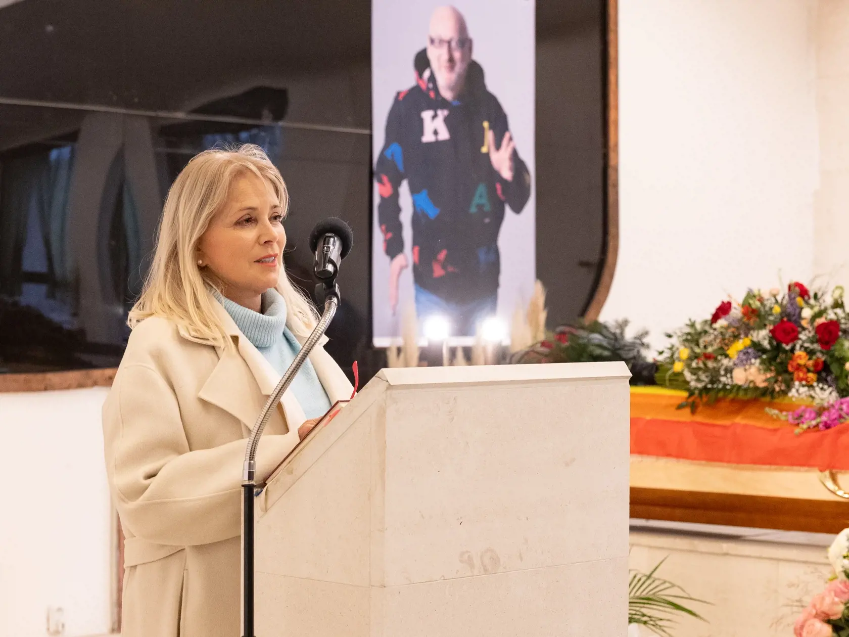 Posledná rozlúčka s hercom, spevákom a komikom Marcelom Nemcom v Dome smútku v Kremnici.