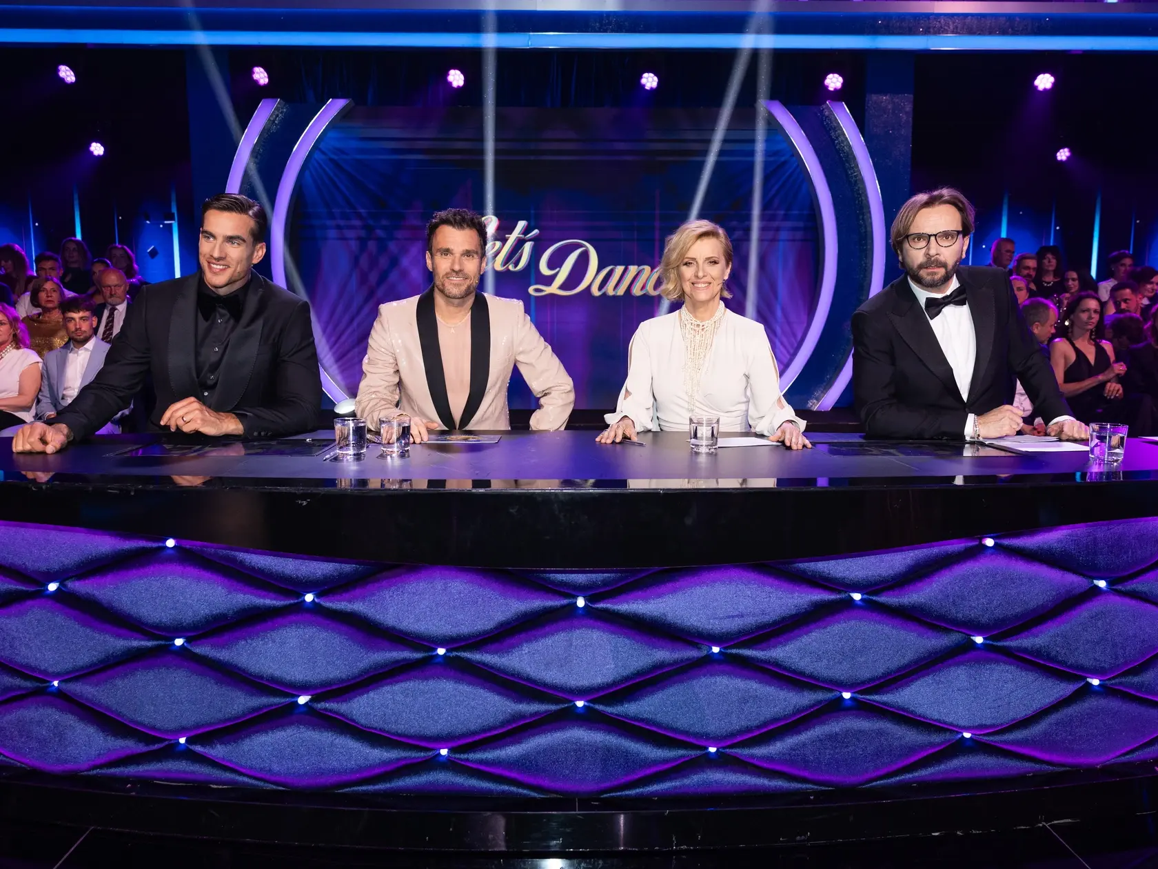 Porota Ján Ďurovčík, Tatiana Drexler, Adam Bardy a Leoš Mareš počas deviateho kola Let's dance 2025.