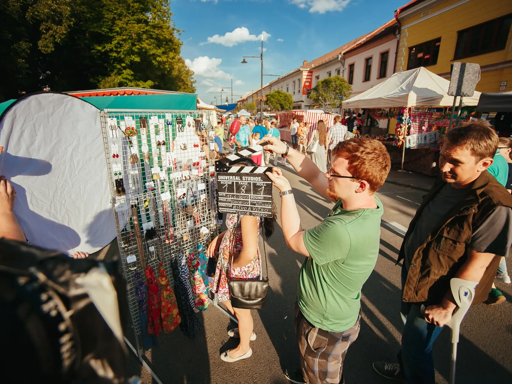 Zábery z práce filmárov - z nakrúcania na jarmoku v Sabinove.
