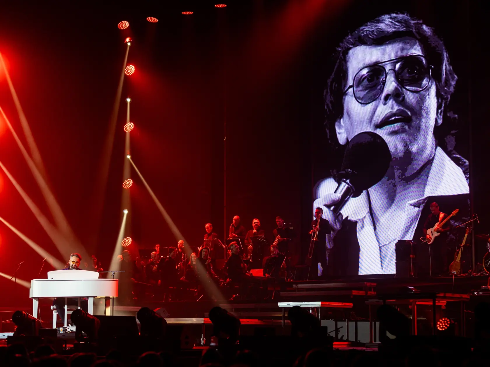 Koncert k príležitosti 75. narodenín speváka Karola Duchoňa pod názvom “Karol Duchoň 75” v Bratislave. Na snímke Marián Čekovský.