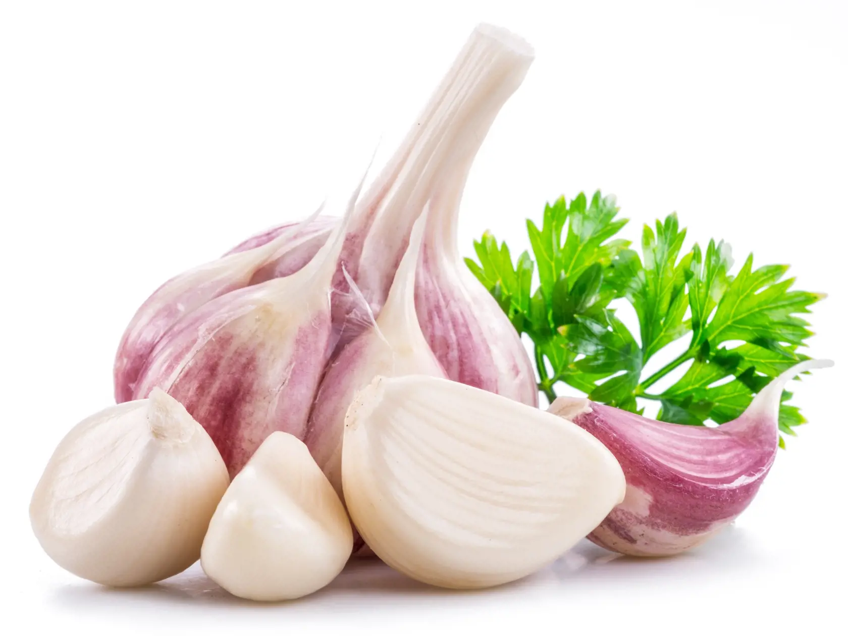 Garlic,Bulb,,Garlic,Cloves,And,Parsley,Isolated,On,White,Background.