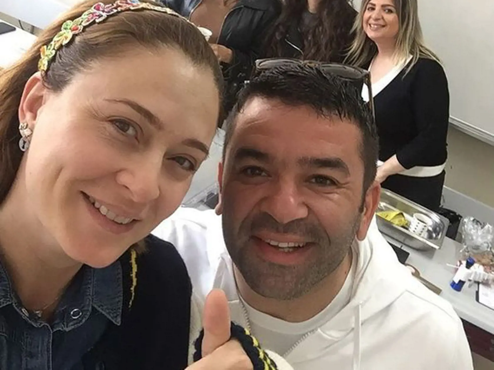 Ceyda dlho hľadala toho pravého, po boku tretieho manžela žiari šťastím. 