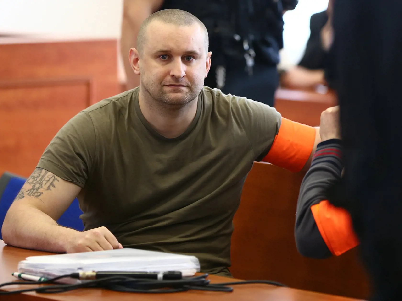 Juraj Ondrejčák, alias Piťo: Špecializovaný trestný súd ho poslal na šestnásť rokov za mreže a uložil mu trest prepadnutia majetku.