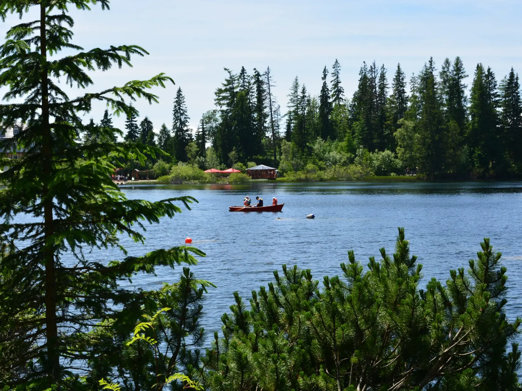 Štrbské pleso už čoskoro nadobro zmení svoju tvár. Bude známa a vyhľadávaná panoráma zničená?