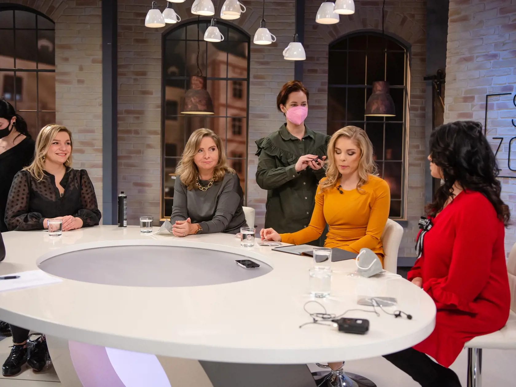 Iveta Malachovská na natáčaní Silnej zostavy.