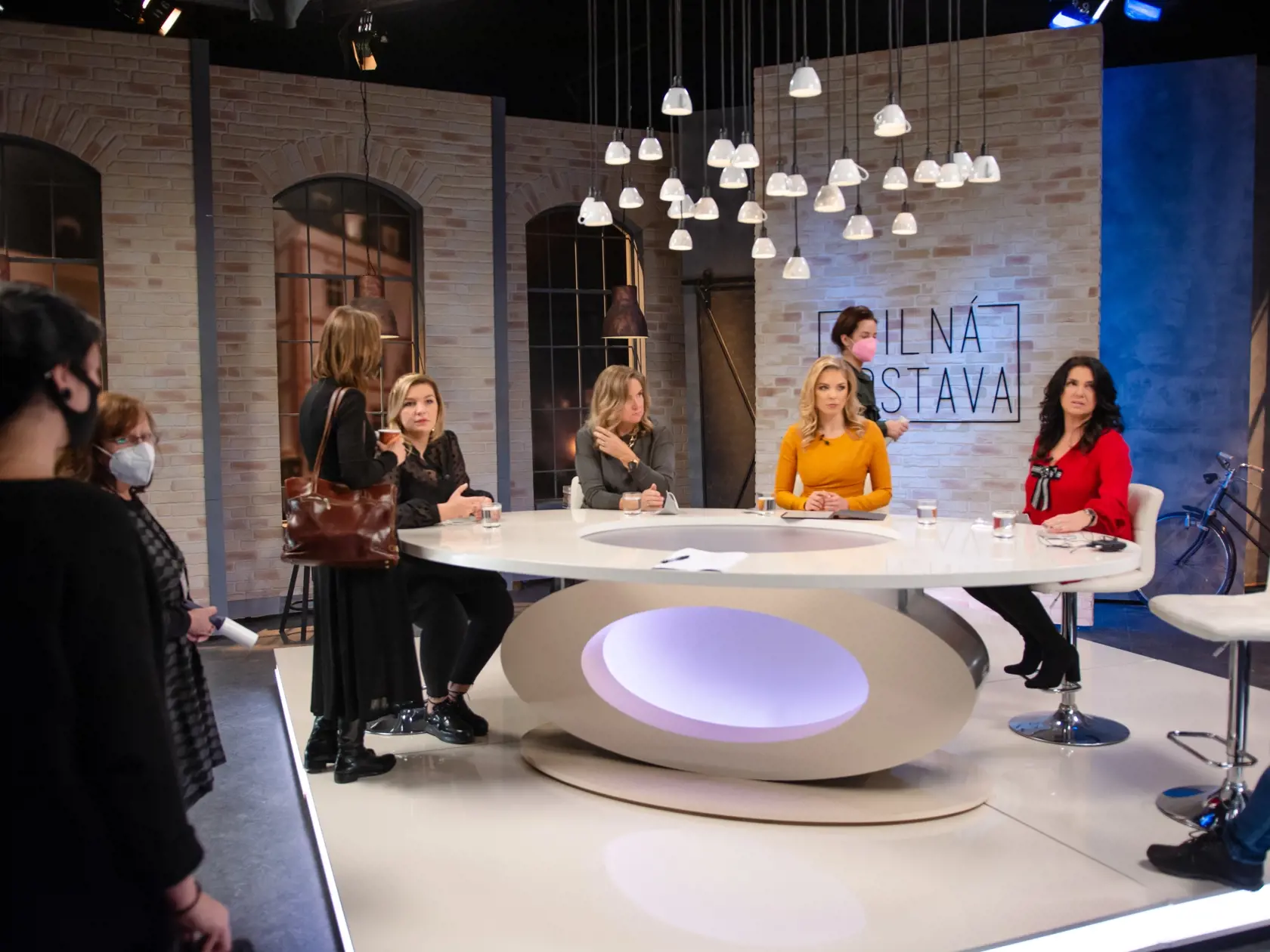 Iveta Malachovská na natáčaní Silnej zostavy.