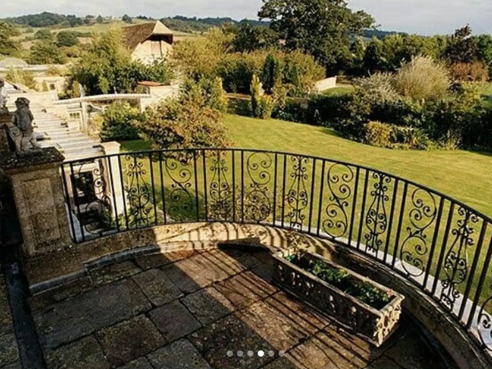 Ray Mill House, kde relaxuje kráľovná Camilla. 
