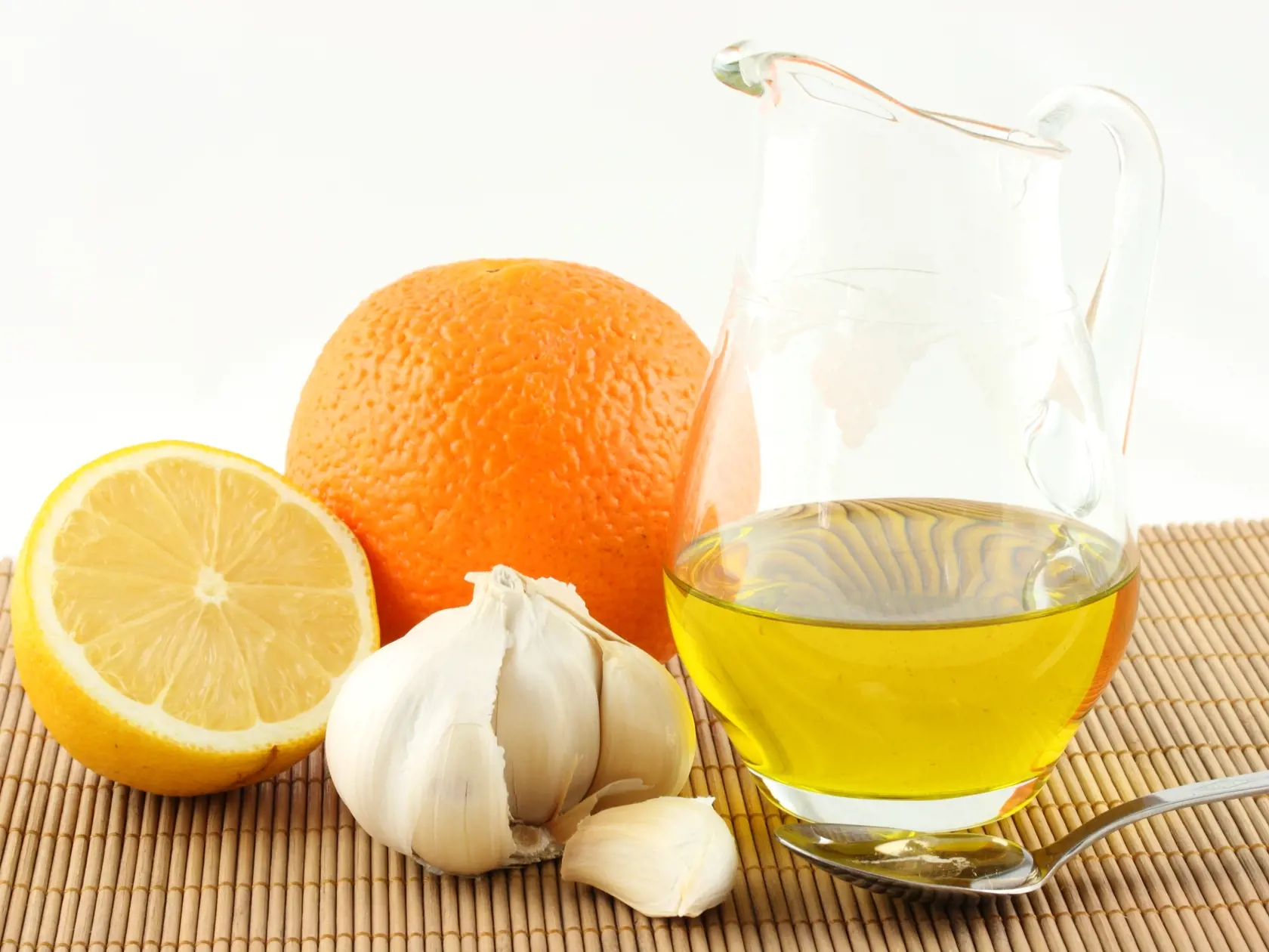 vitamíny, citrón, cesnak, pomaranč