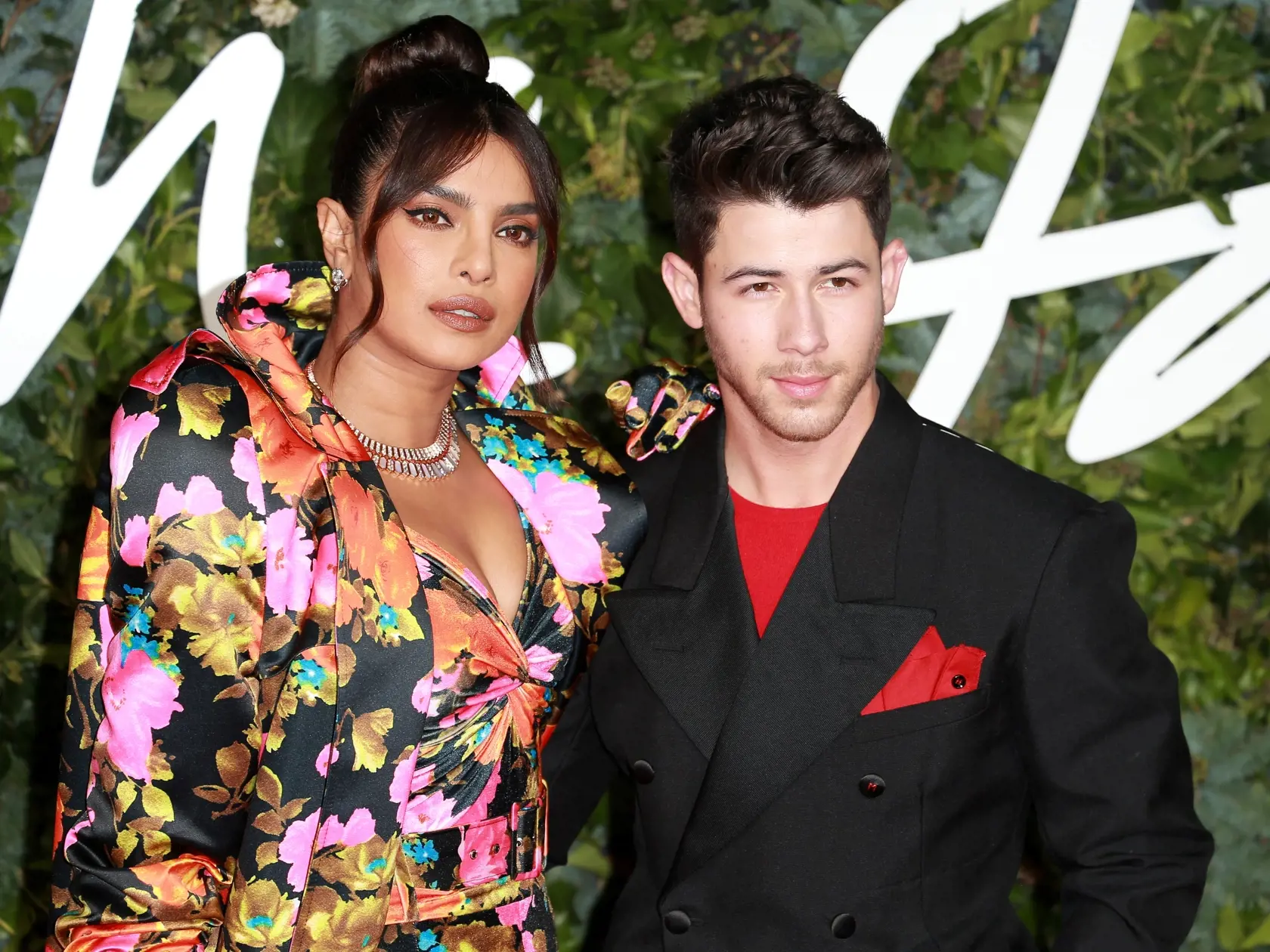 Priyanka Chopra a Nick Jonas údavajú trendy. Sú štýlovým párom, ktorý svoju lásku rád ukazuje aj na verejnosti.