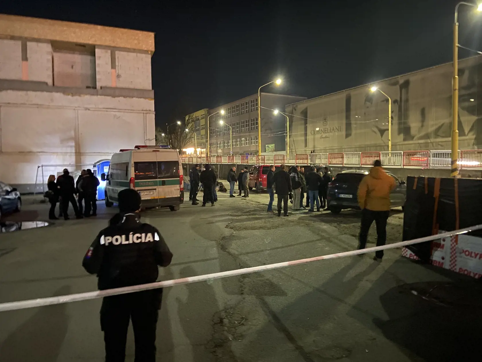 Tragická udalosť sa stala o 18:15 v pondelok 14. marca 2022 na parkovisku pred budovou bývalej železničnej stanice, ktorá stojí medzi čerpacou stanicou a železničným policajným oddelením. Policajt Martin Turčan (33), syn prešovskej primátorky Andrey Turčanovej, zastrelil svojho kolegu Filipa S. Tureka (†29). Ten upozorňoval svojich nadriadených na psychické problémy Martina a žiadal, aby mu odobrali zbraň. Žiaľ, nestihli a došlo k obávanému nešťastiu.