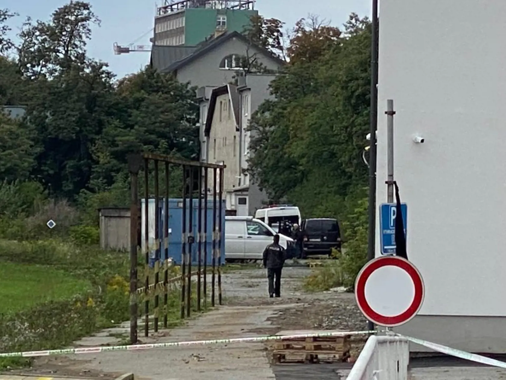 Rekonštrukcia streľby sa začala o 16.00 hod.