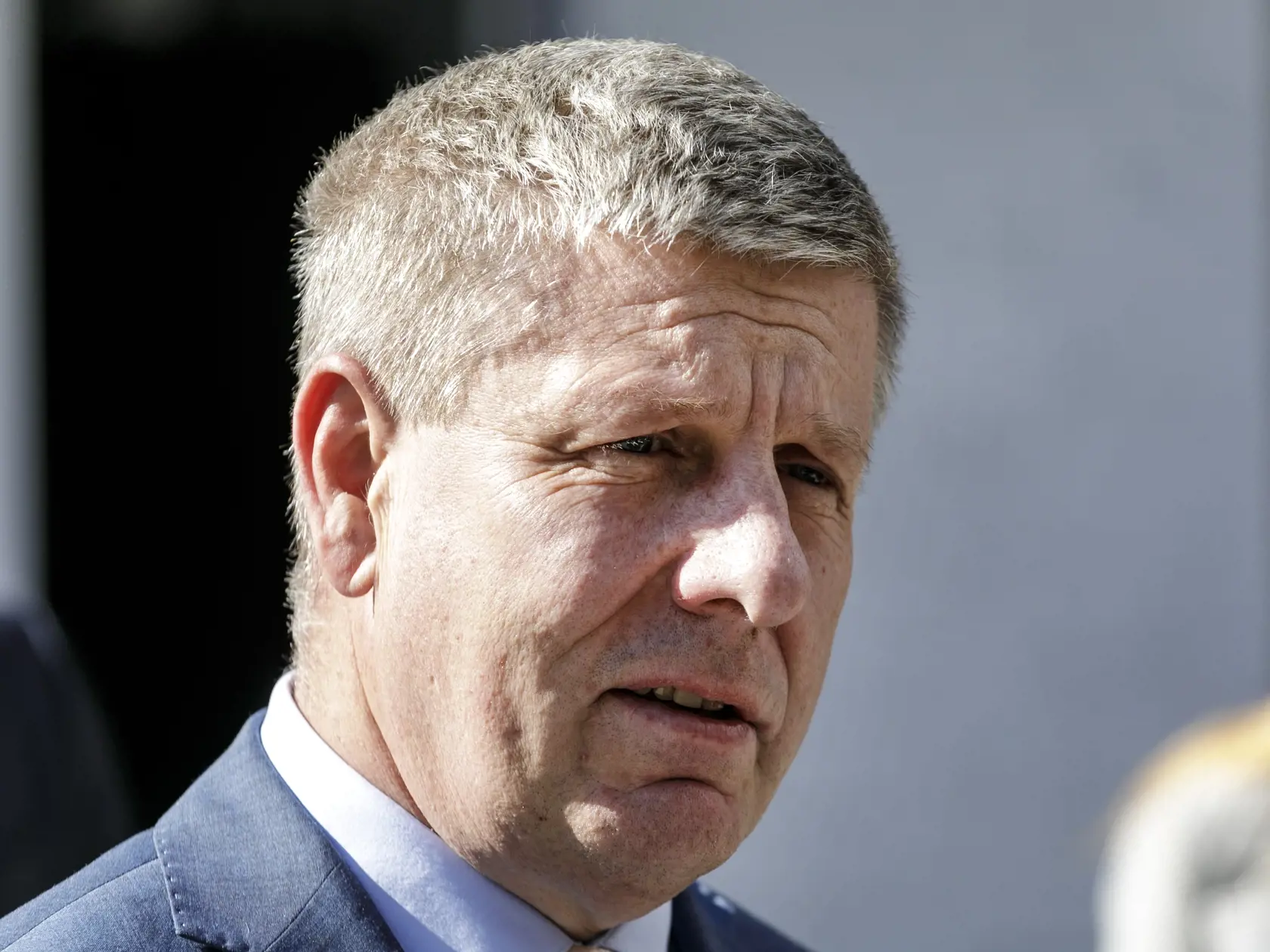 Ministerstvo zdravotníctva (MZ) SR v reakcii uviedlo, že robí všetko pre to, aby sa podmienky na prácu lekárov, sestier a ďalších zdravotníckych pracovníkov zlepšovali.