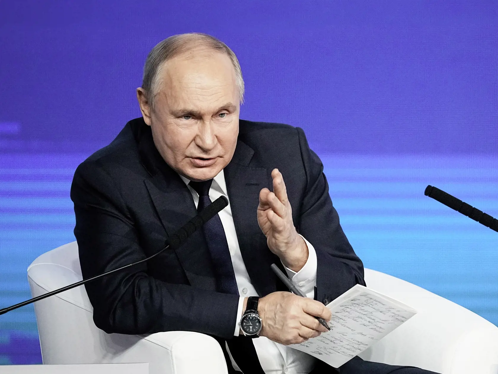 Vladimir Putin. Zodpovednosť za smrť neskrotného politika sa pripisuje práve jemu.