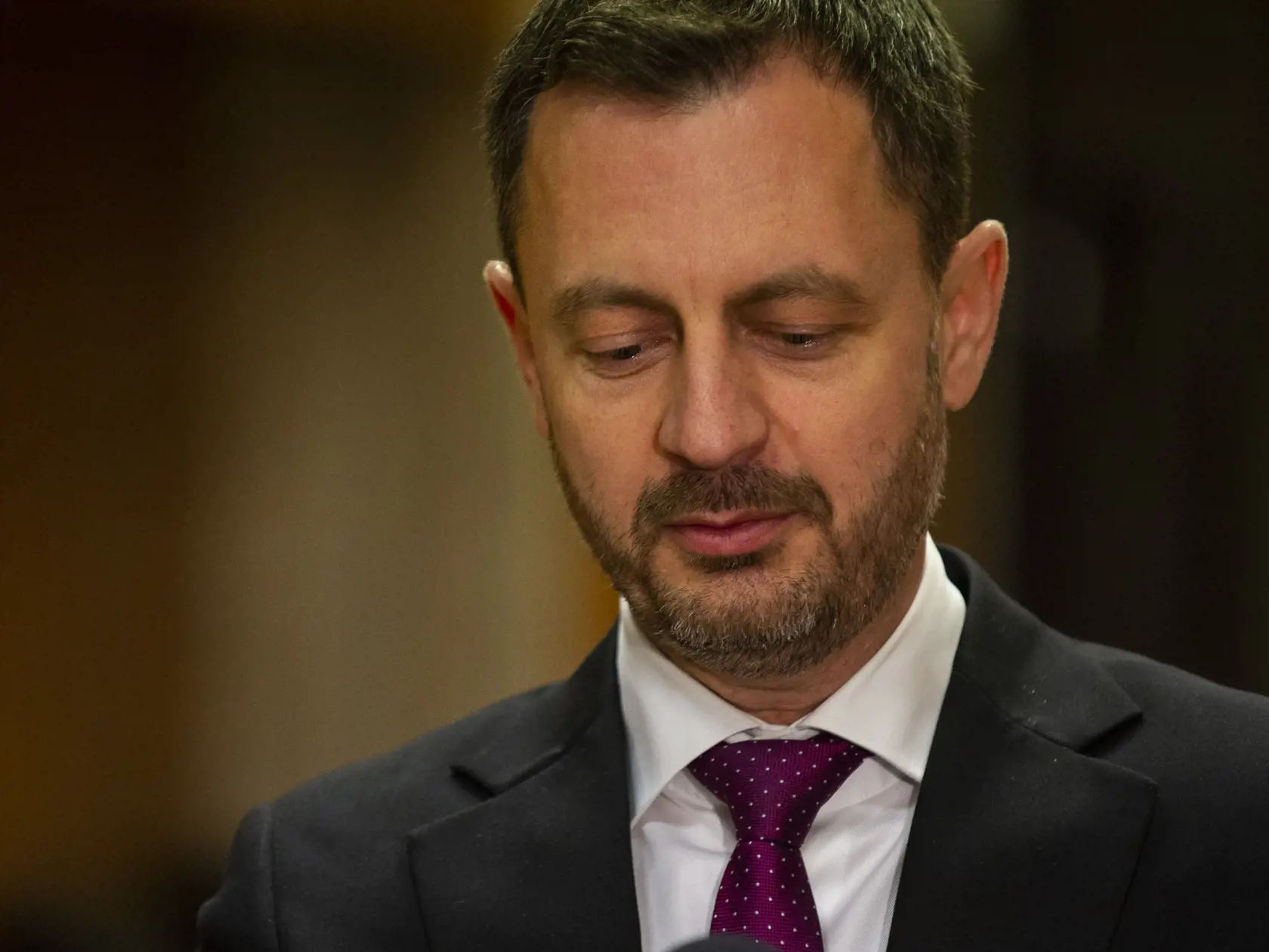Na snímke dočasne poverený predseda vlády Eduard Heger (OĽaNO) na tlačovej konferencii po rokovaní s predstaviteľmi OĽaNO, SAS, Sme rodina a Za ľudí 22. januára 2023 v Bratislave. FOTO TASR - Jakub Kotian