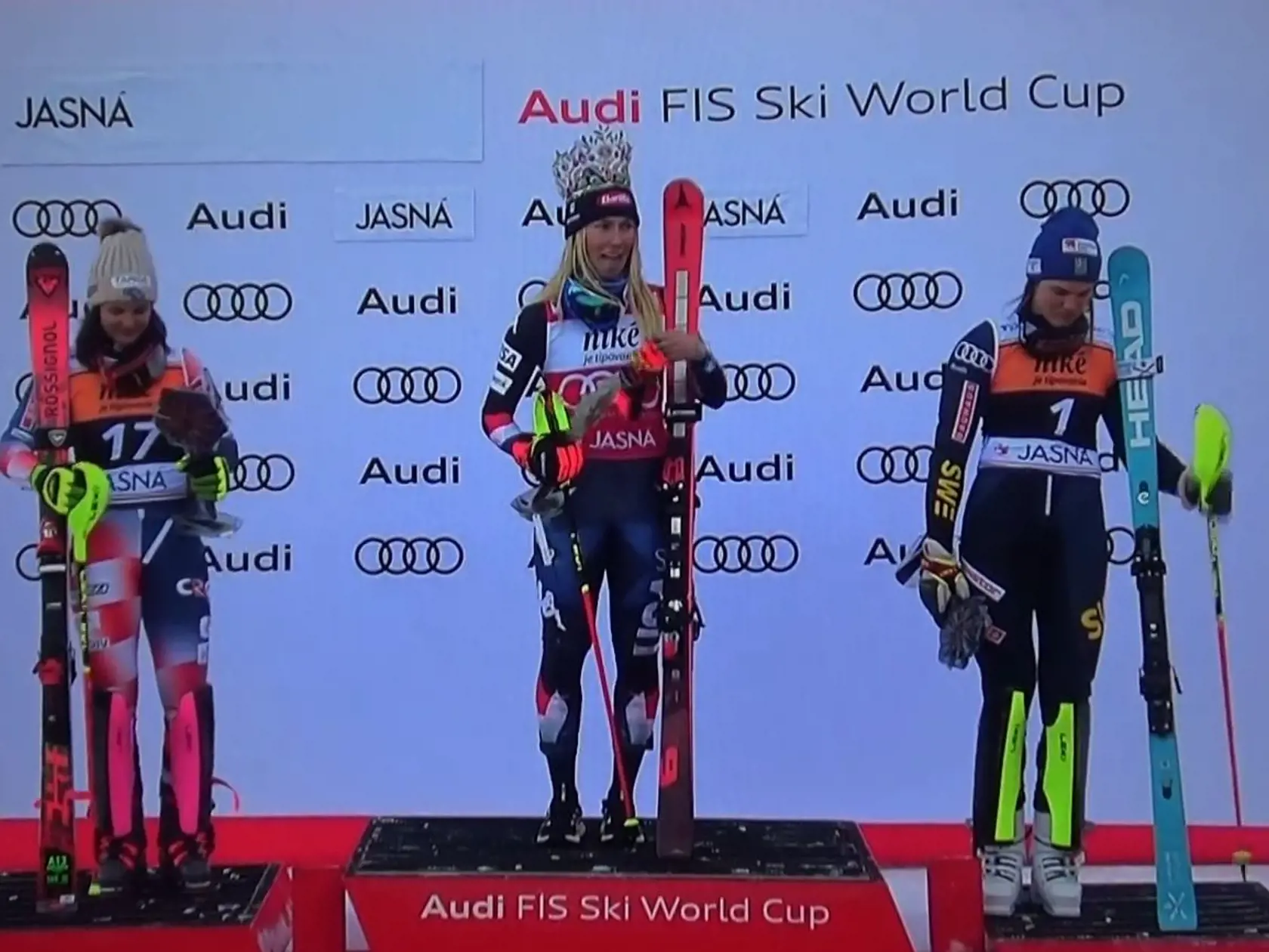 Stanica prinášala mnohé športové podujatia, Slováci na nej sledovali napríklad slalom.