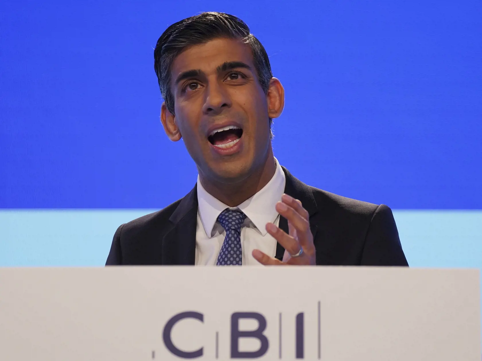 EBE 44 Birmingham - Na snímke britský premiér Rishi Sunak reční počas výročného zasadnutia Konfederácie britského priemyslu (CBI) v Birminghame 21. novembra 2022. FOTO TASR/AP

Britain's Prime Minister Rishi Sunak speaking during the CBI annual conference at the Vox Conference Centre in Birmingham, England, Monday, Nov. 21, 2022. (Jacob King/PA via AP)